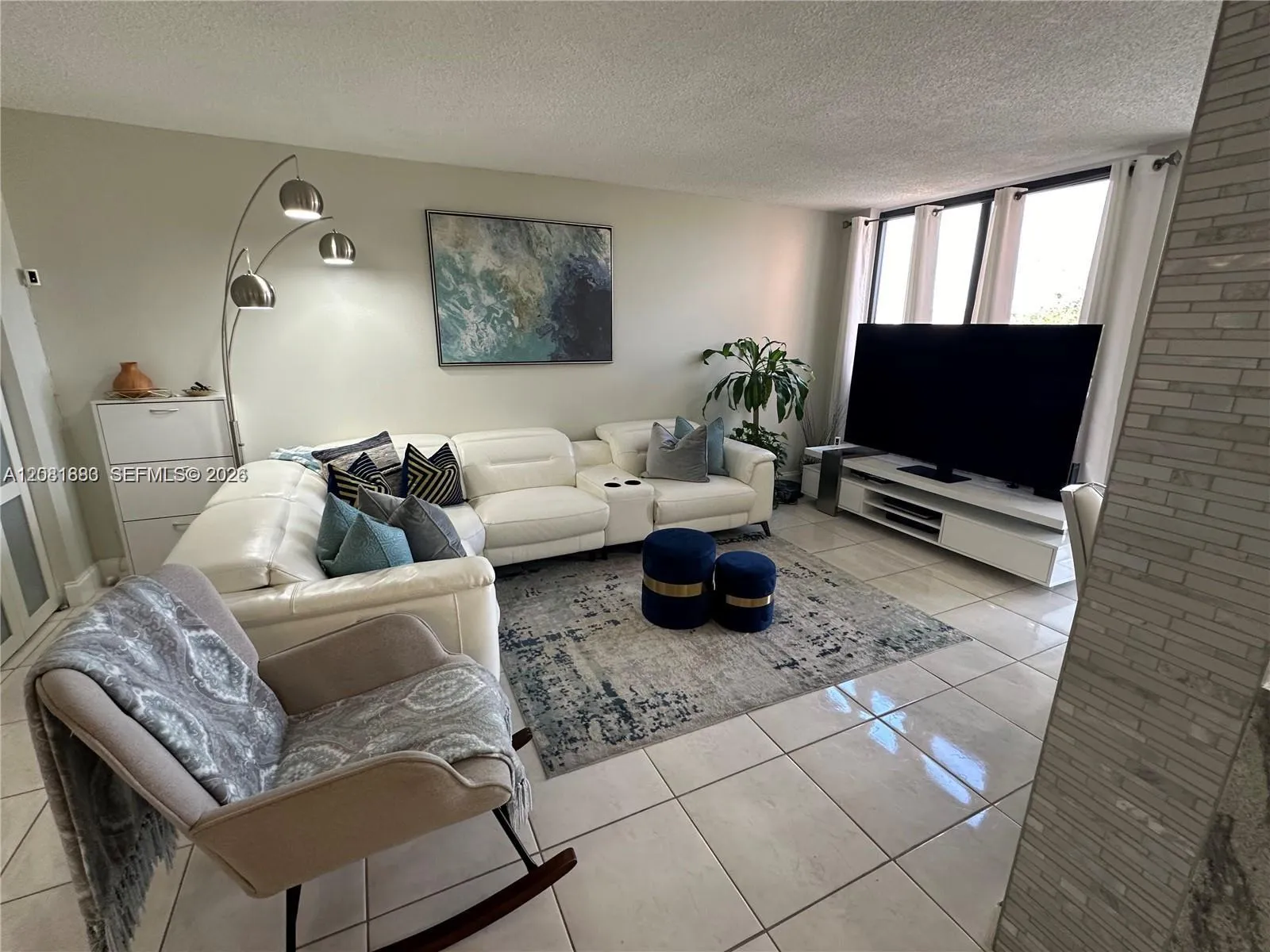 Listing  9410 W Flagler Street 410, Miami, FL 33174, Miami, FL 33174