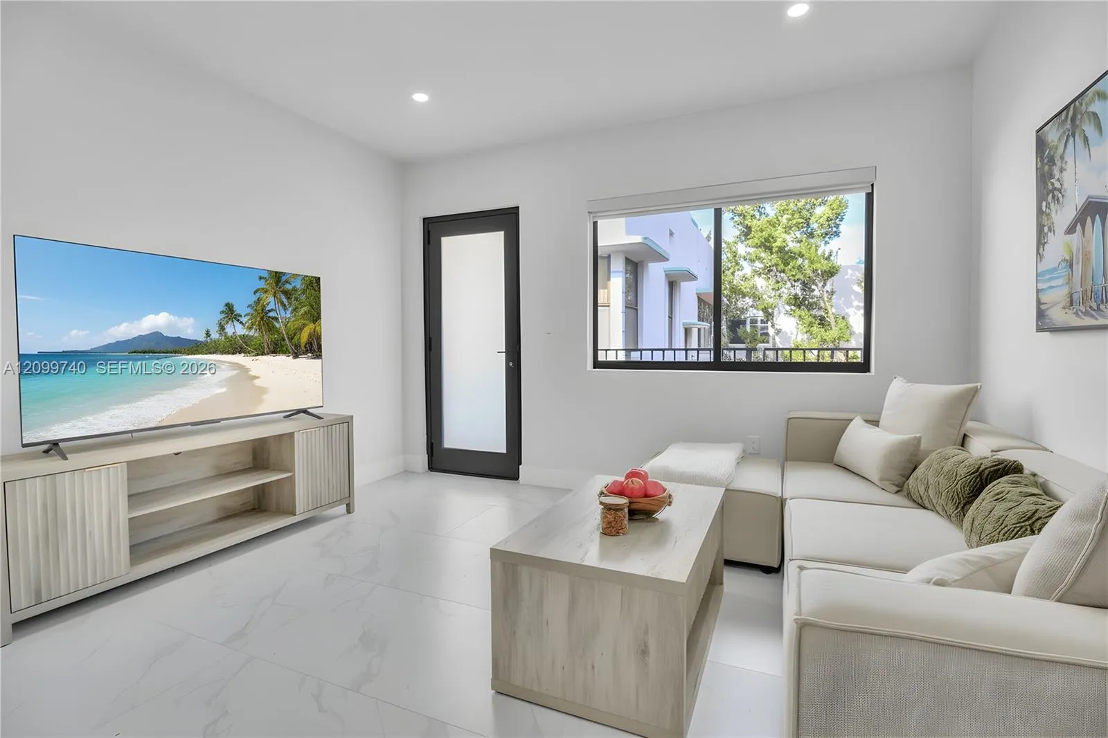 View details of listing 944 Jefferson Avenue 15, Miami Beach, FL 33139 Miami Beach with MLS# 