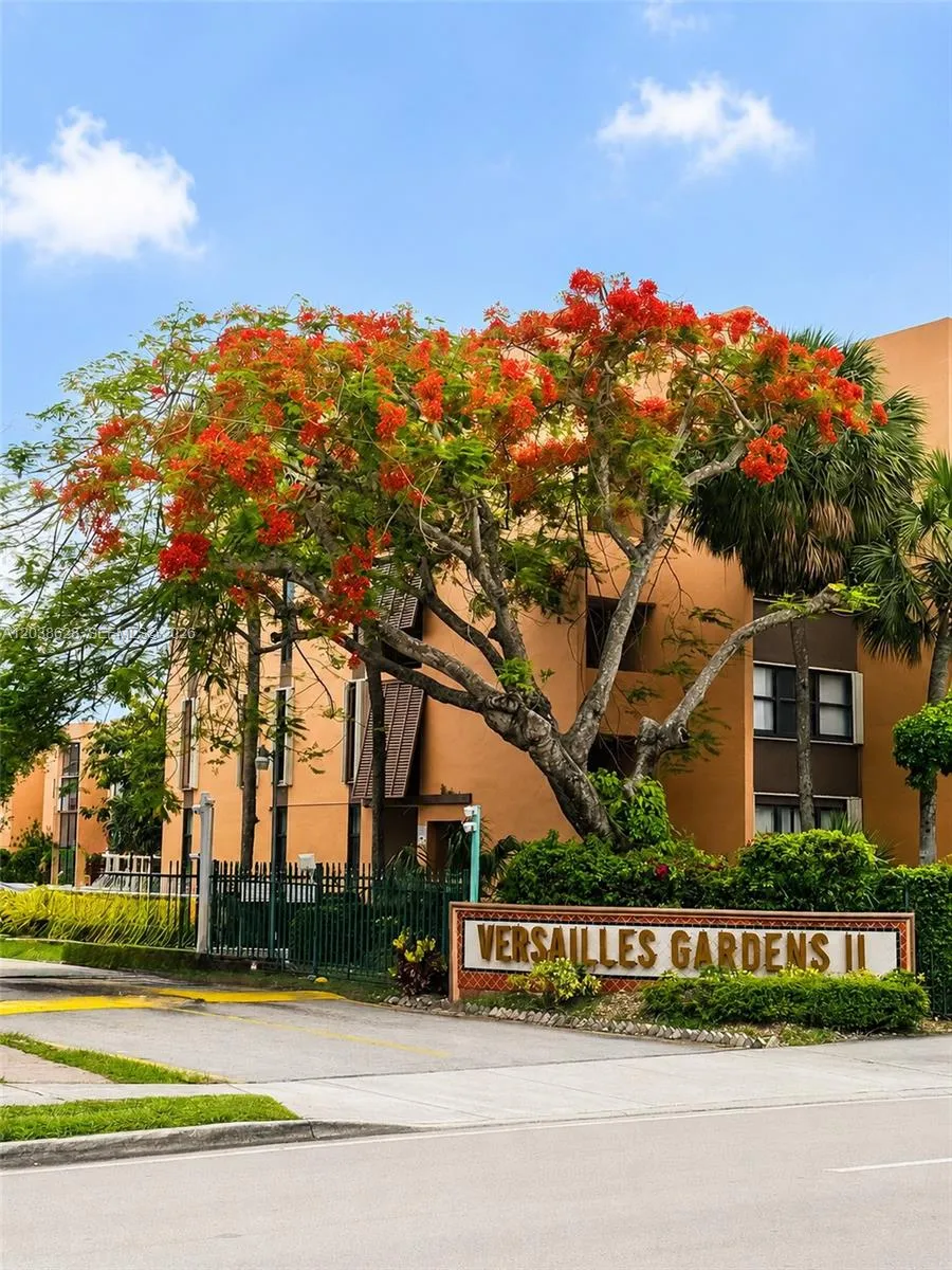 Listing  9440 W Flagler Street 205, Miami, FL 33174, Miami, FL 33174