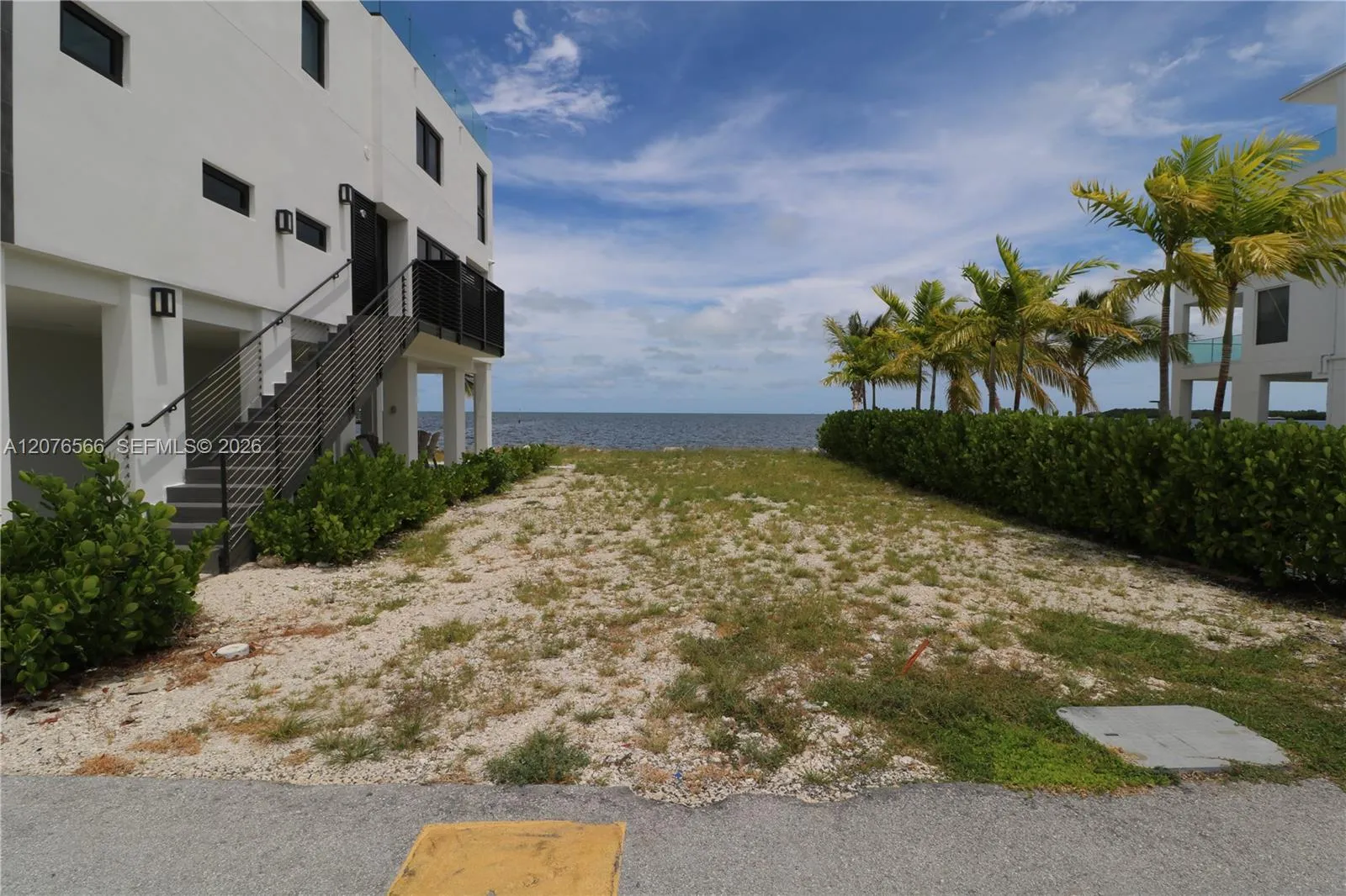 Listing  94825 Overseas Highway, Key Largo, FL 33037, Key Largo, FL 33037