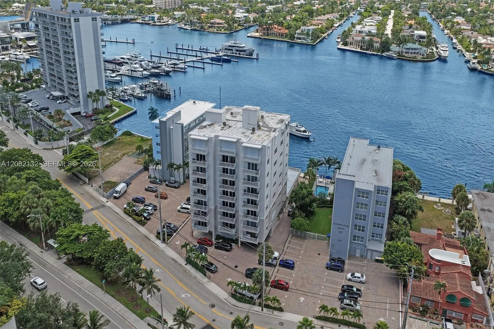 View details of listing 95 N Birch Road 301, Fort Lauderdale, FL 33304 Fort Lauderdale with MLS#