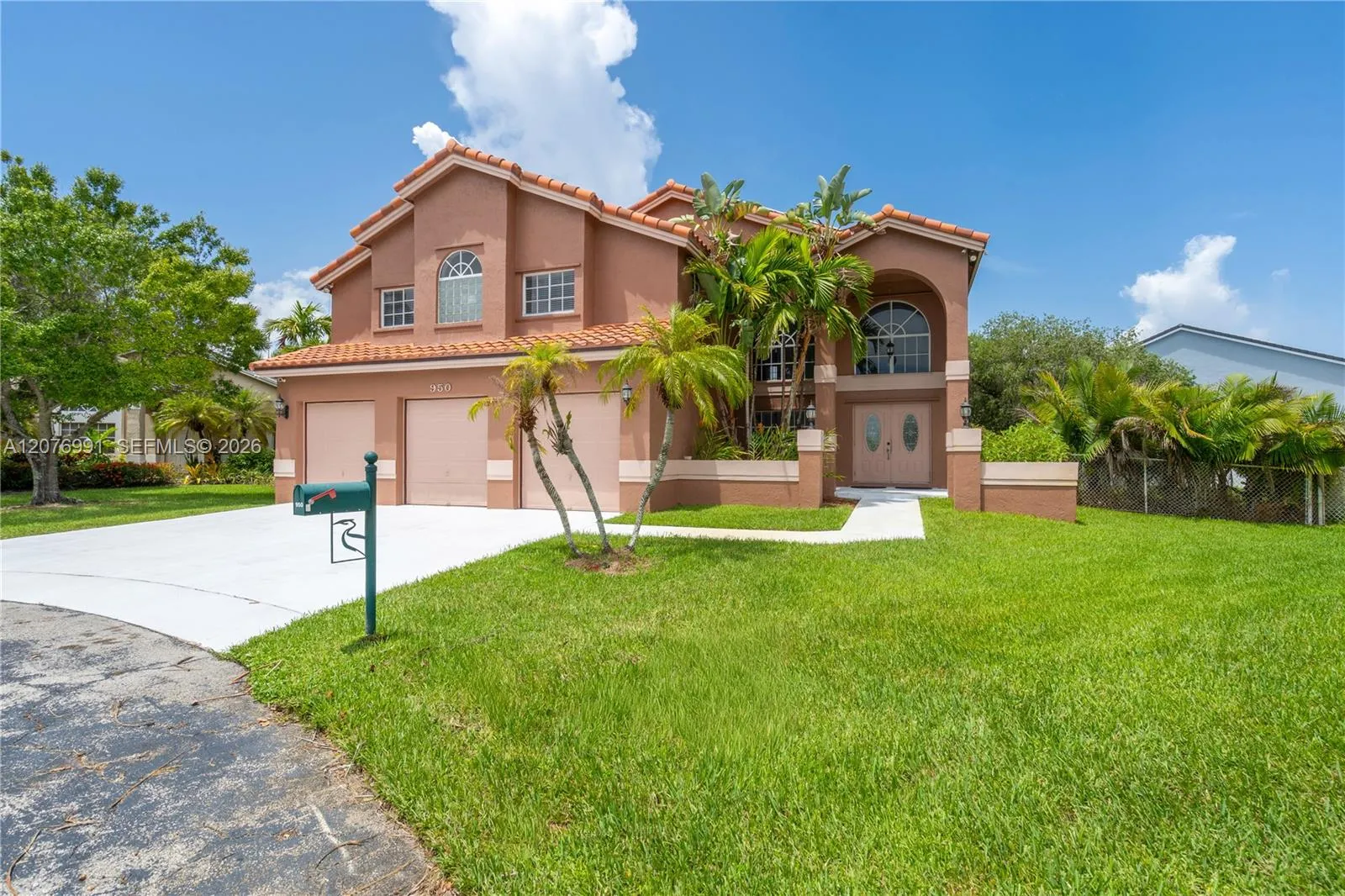 Listing  950 NW 197th Terrace, Pembroke Pines, FL 33029, Pembroke Pines, FL 33029