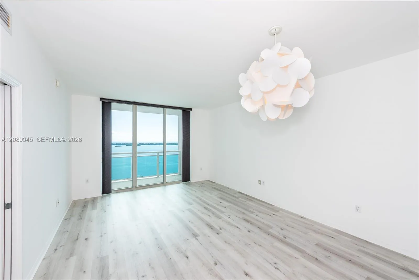 Listing  951 Brickell Avenue 3102, Miami, FL 33131, Miami, FL 33131