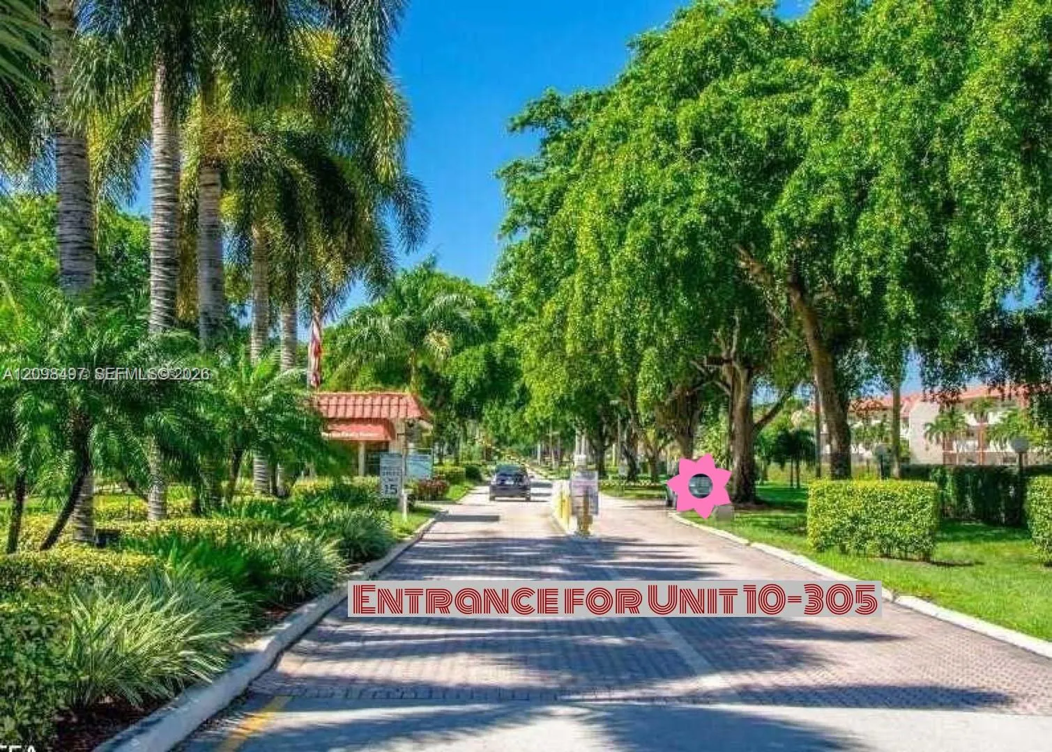 View details of listing 9511 N Hollybrook Lake Drive 305, Pembroke Pines, FL 33025 Pembroke Pines with MLS#