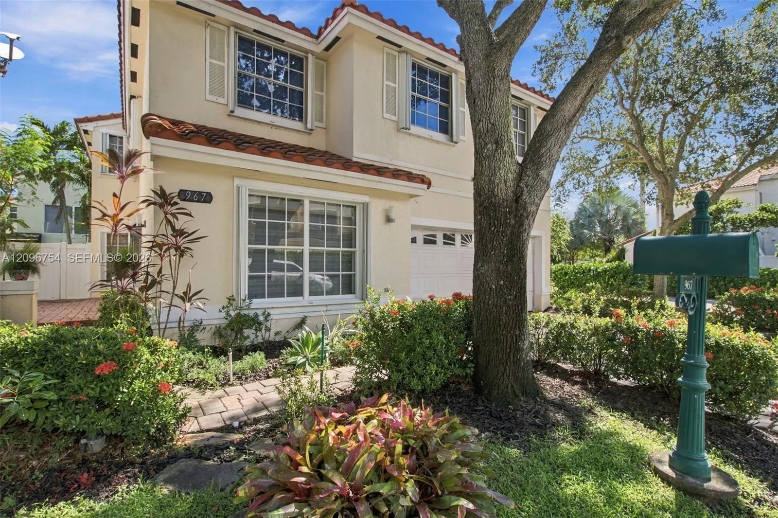 Listing  967 Azure Lane, Weston, FL 33326, Weston, FL 33326