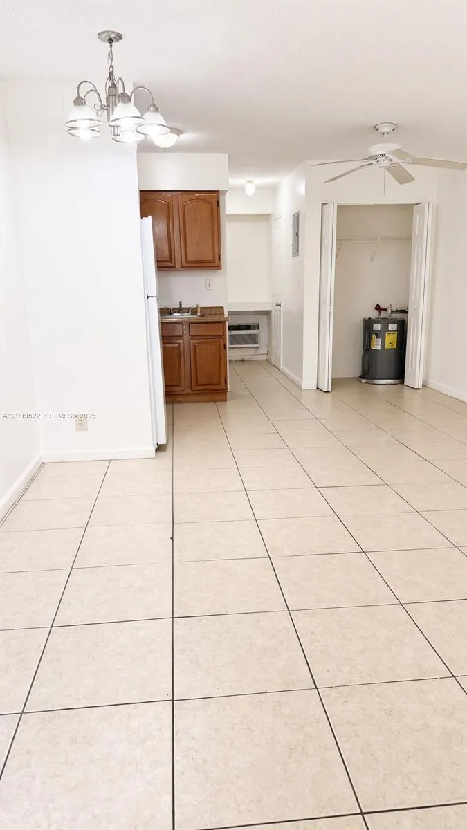 View details of listing 978 SW 10th Drive 20, Pompano Beach, FL 33060 Pompano Beach with MLS# 