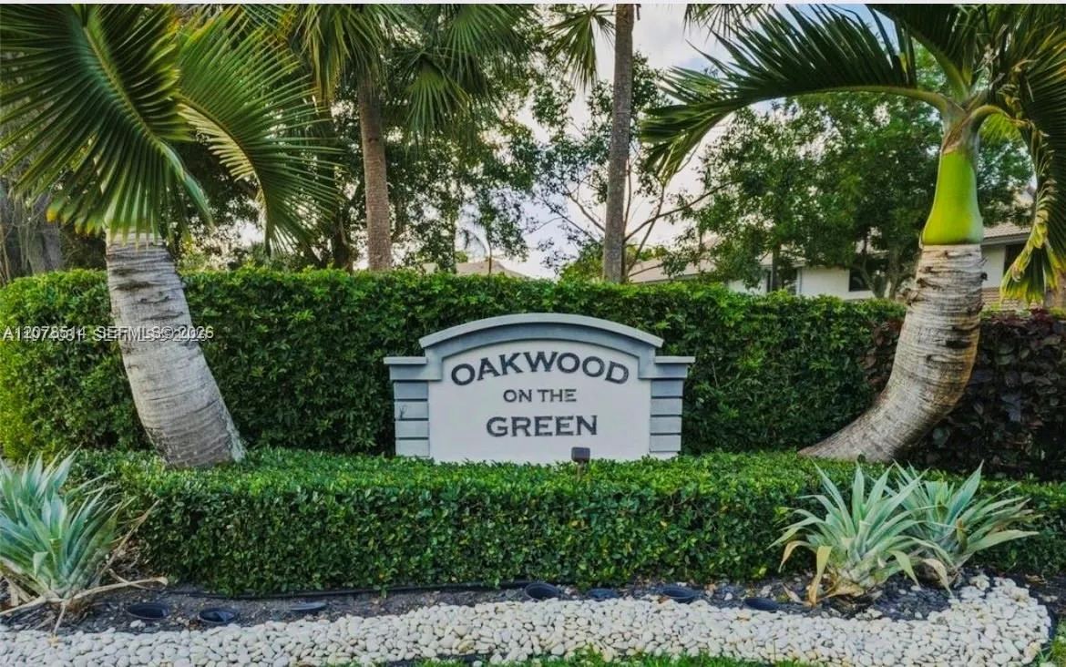 View details of listing 9835 Riverside Drive 7-39, Coral Springs, FL 33071 Coral Springs with MLS#