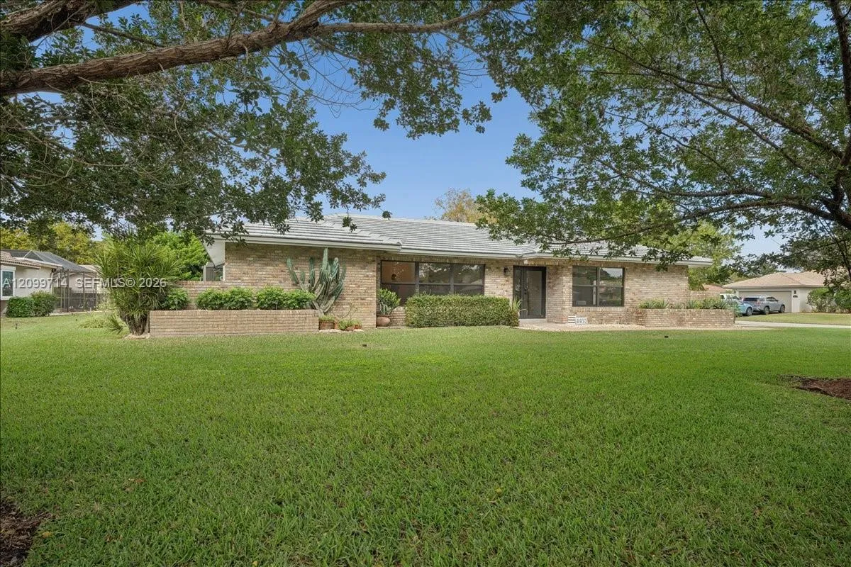 View details of listing 9913 SW 1st Court, Coral Springs, FL 33071 Coral Springs with MLS# 