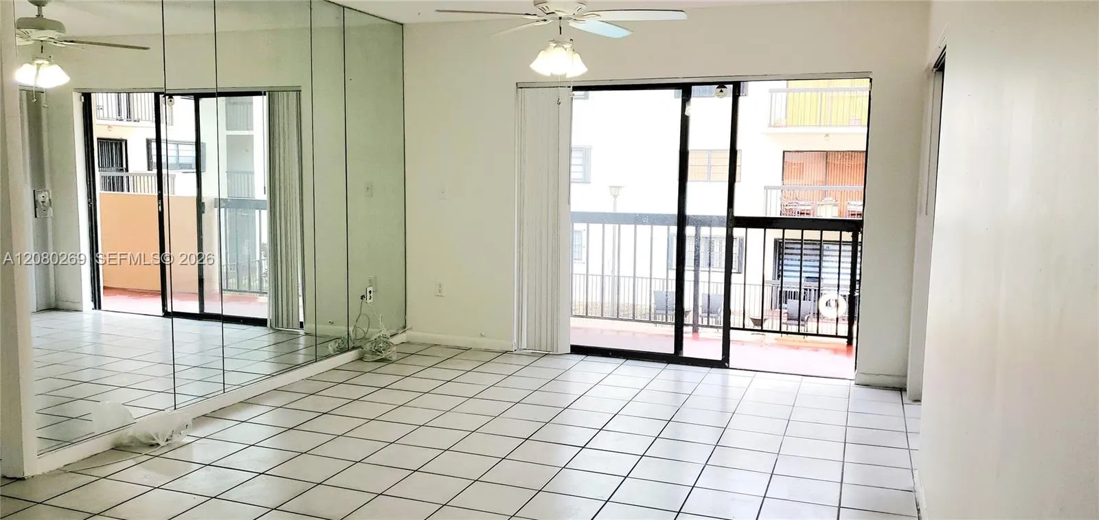 Listing  995 SW 84th Avenue 218, Miami, FL 33144, Miami, FL 33144