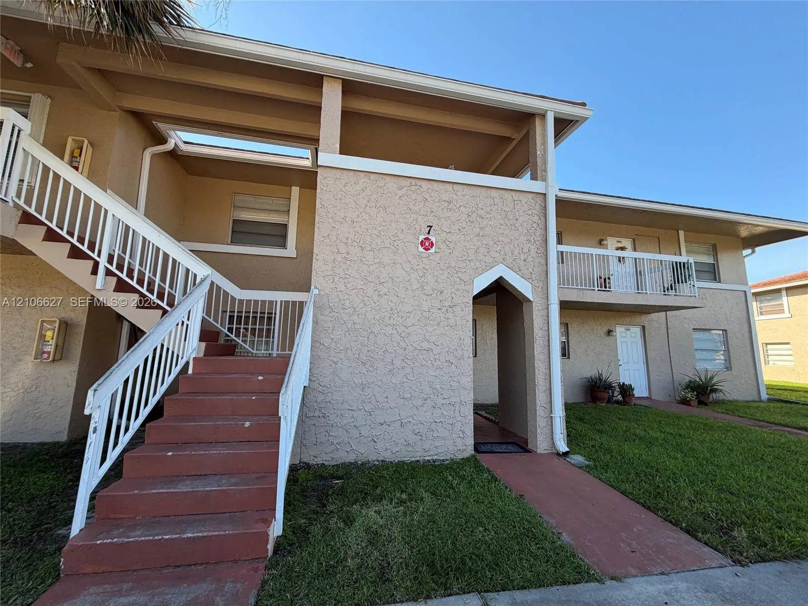 Listing  9954 Twin Lakes Drive 7-O, Coral Springs, FL 33071, Coral Springs, FL 33071