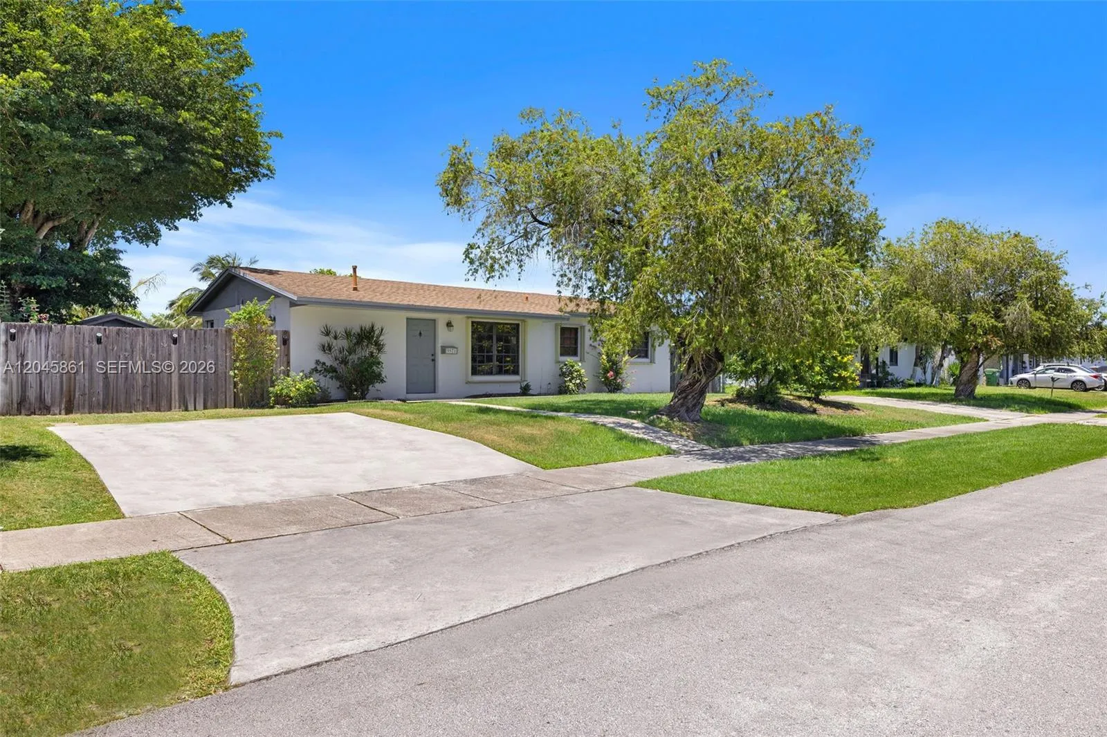 Listing  9971 SW 156th Terrace, Miami, FL 33157, Miami, FL 33157