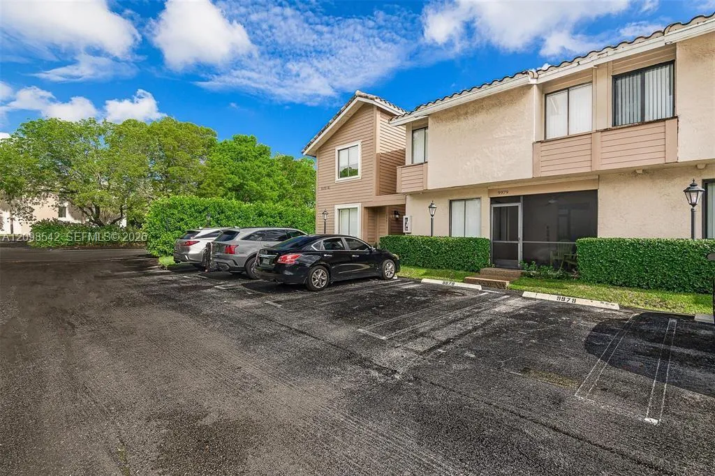 Listing  9979 W Atlantic Boulevard 9979, Coral Springs, FL 33071, Coral Springs, FL 33071
