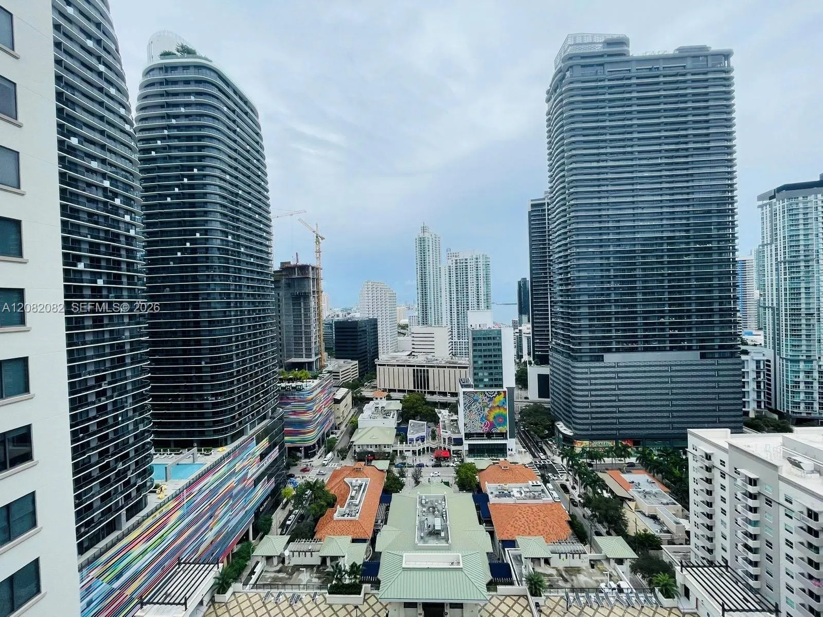 View details of listing 999 SW 1st Avenue 2710, Miami, FL 33130 Miami with MLS#