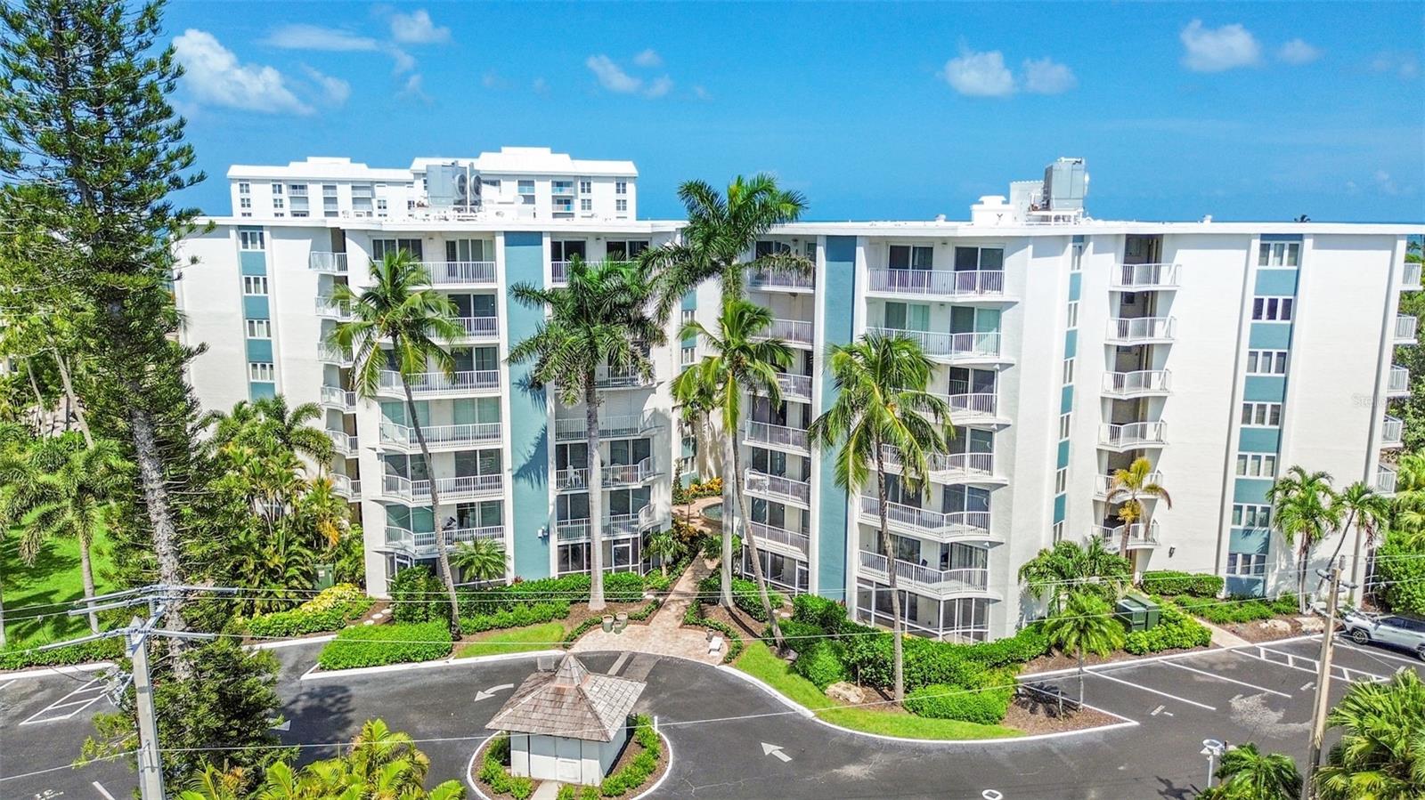 Listing A4659625 1300 GULF SHORE BLVD N #700, NAPLES, FL 34102
