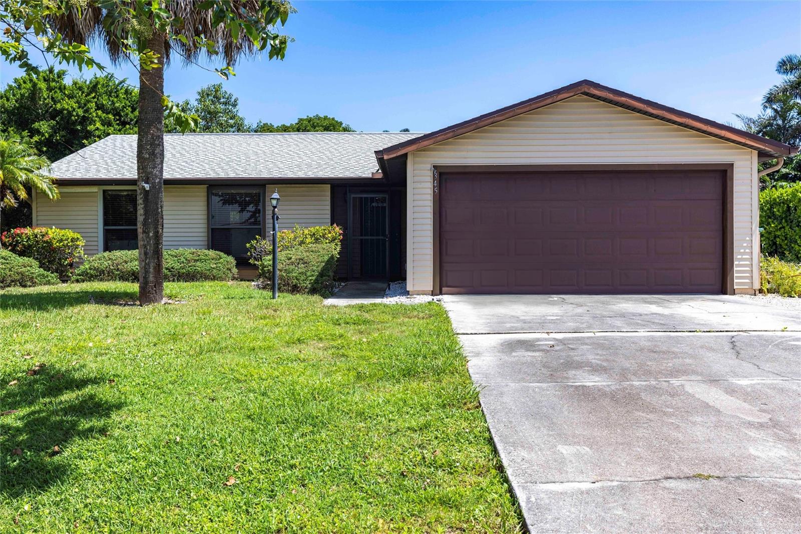 Listing A4660318 2345 OUTRIGGER LN, NAPLES, FL 34104