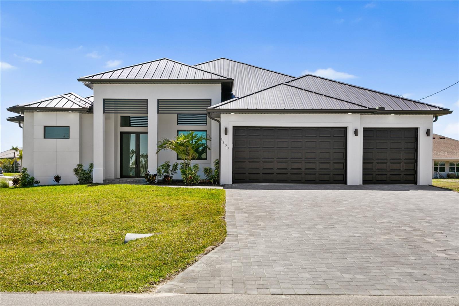 Listing A4687943 3300 NW 1ST TER, CAPE CORAL, FL 33993