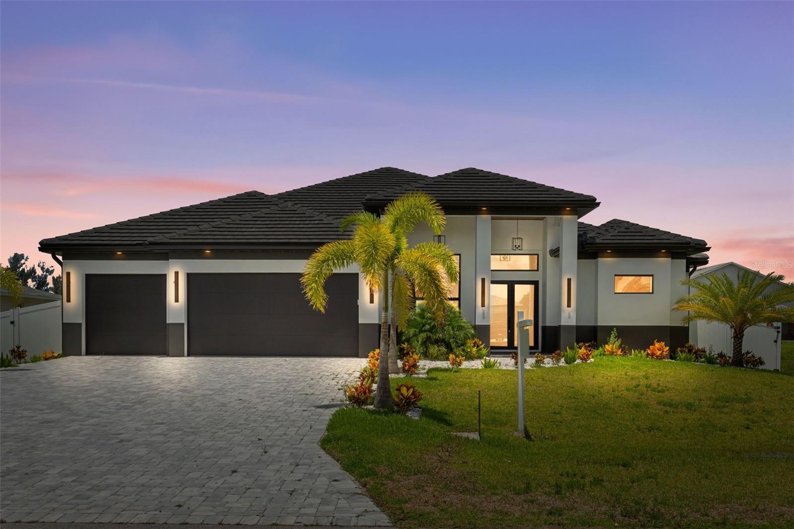 Listing A4699045 10 SW 33RD AVE, CAPE CORAL, FL 33991