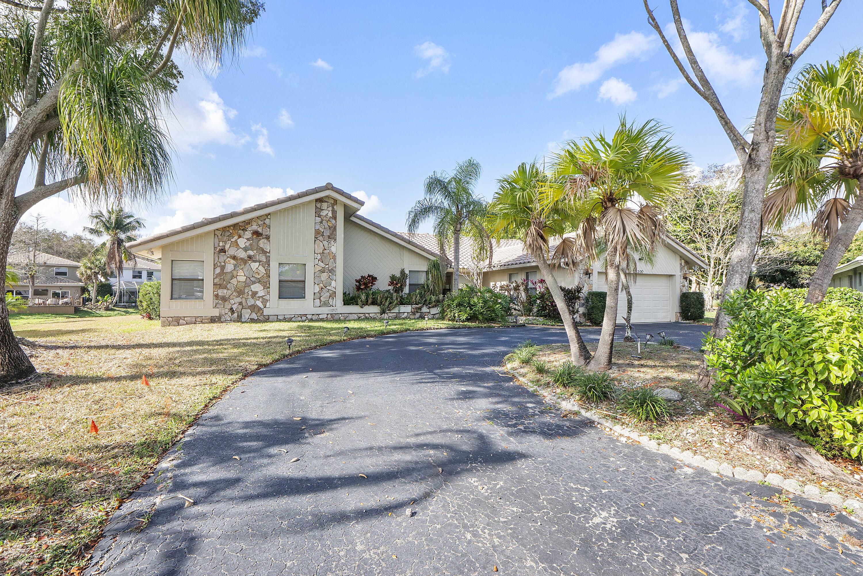 View details of listing 1300 NW 97th Terrace, Coral Springs, FL 33071 Coral Springs with MLS# 