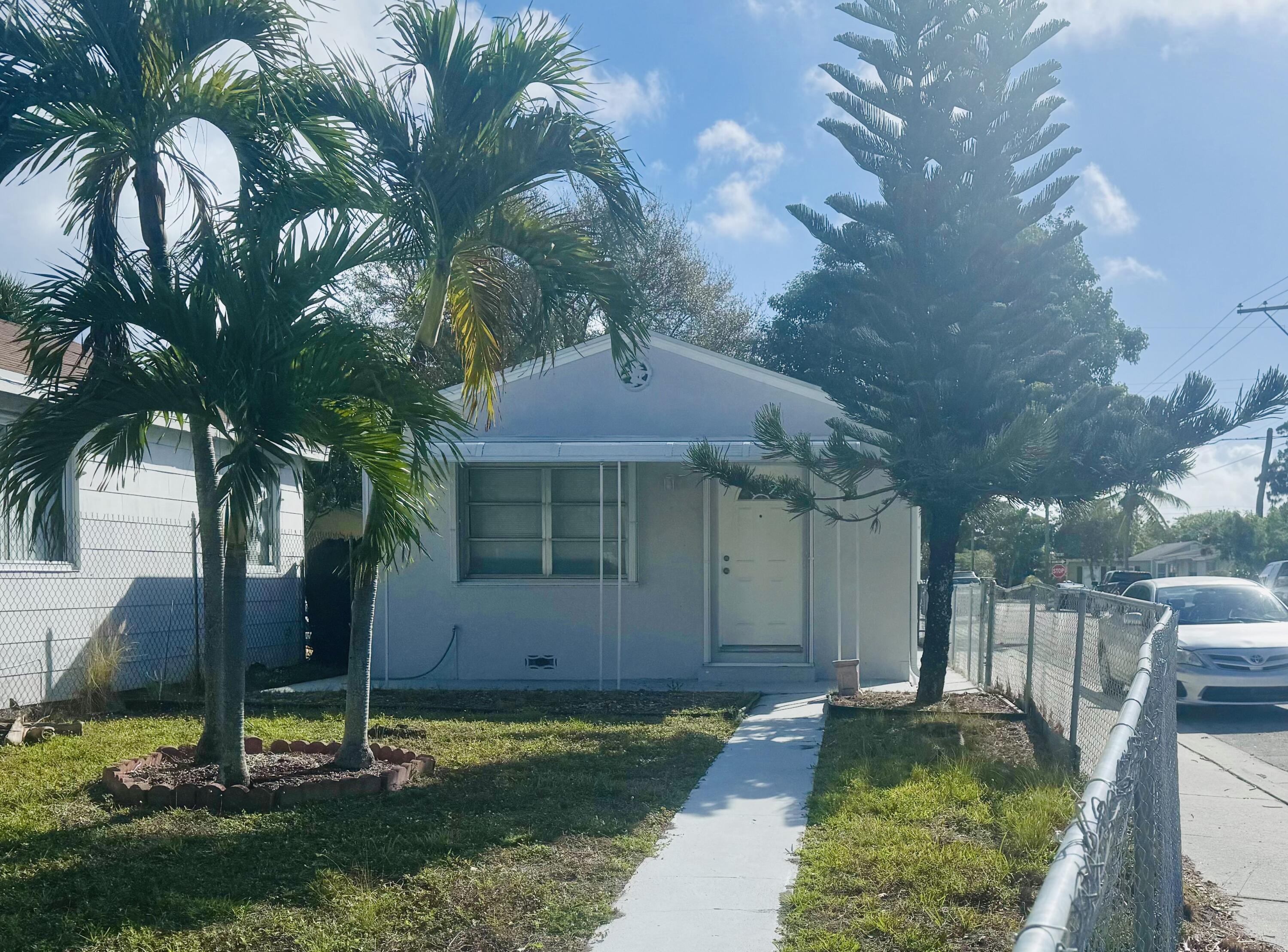 Listing  602 N D Street, Lake Worth Beach, FL 33460, Lake Worth Beach, FL 33460