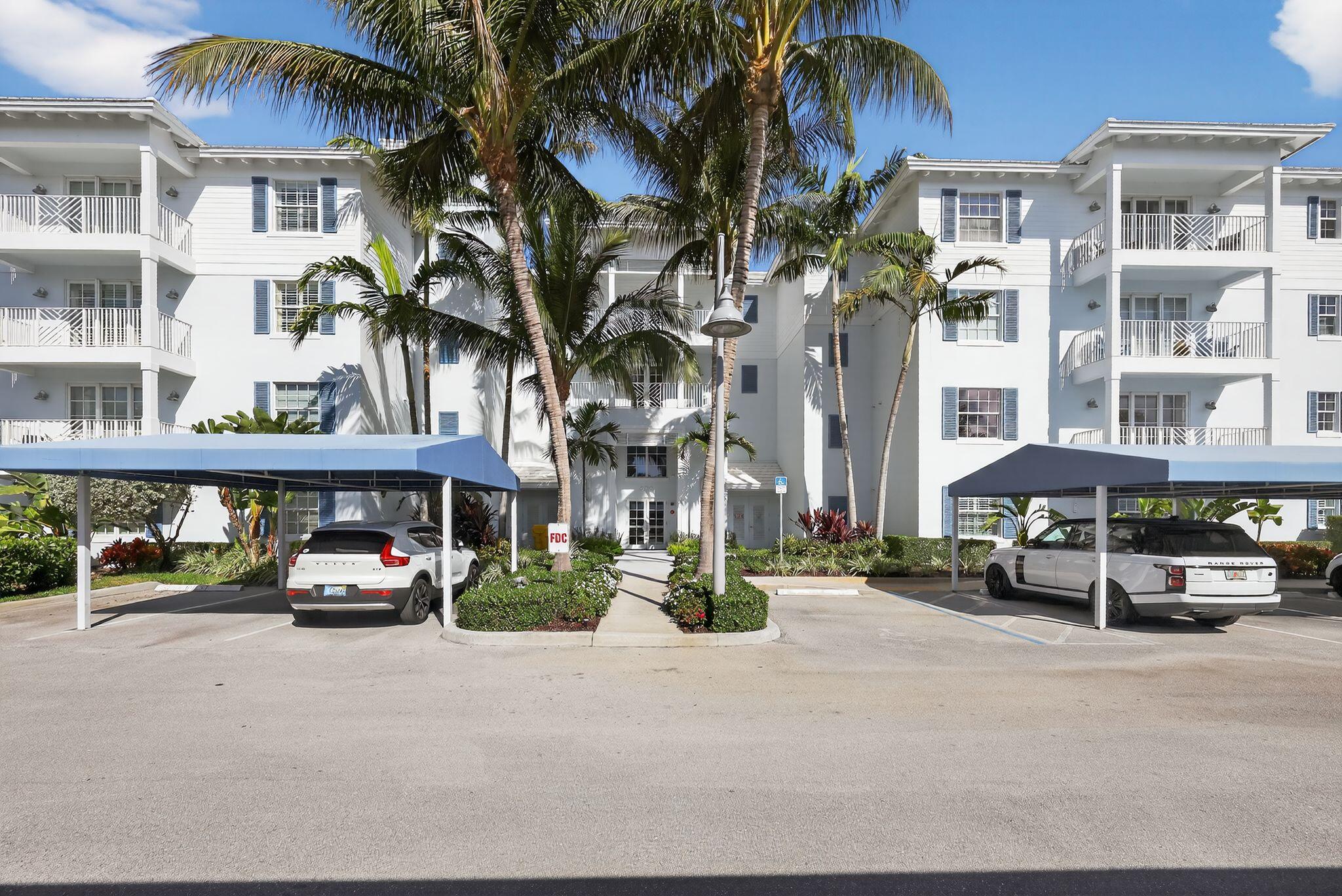 View details of listing 915 Bay Colony Drive S, Juno Beach, FL 33408 Juno Beach with MLS# 