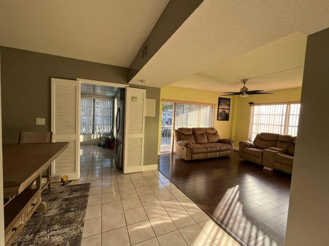 View details of listing 4170 Inverrary Drive 211, Lauderhill, FL 33319 Lauderhill with MLS# 