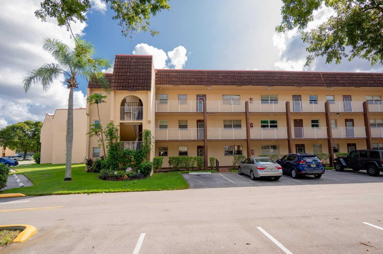 View details of listing 8861 Sunrise Lakes Boulevard Unit 301, Sunrise, FL 33322 Sunrise with MLS# 