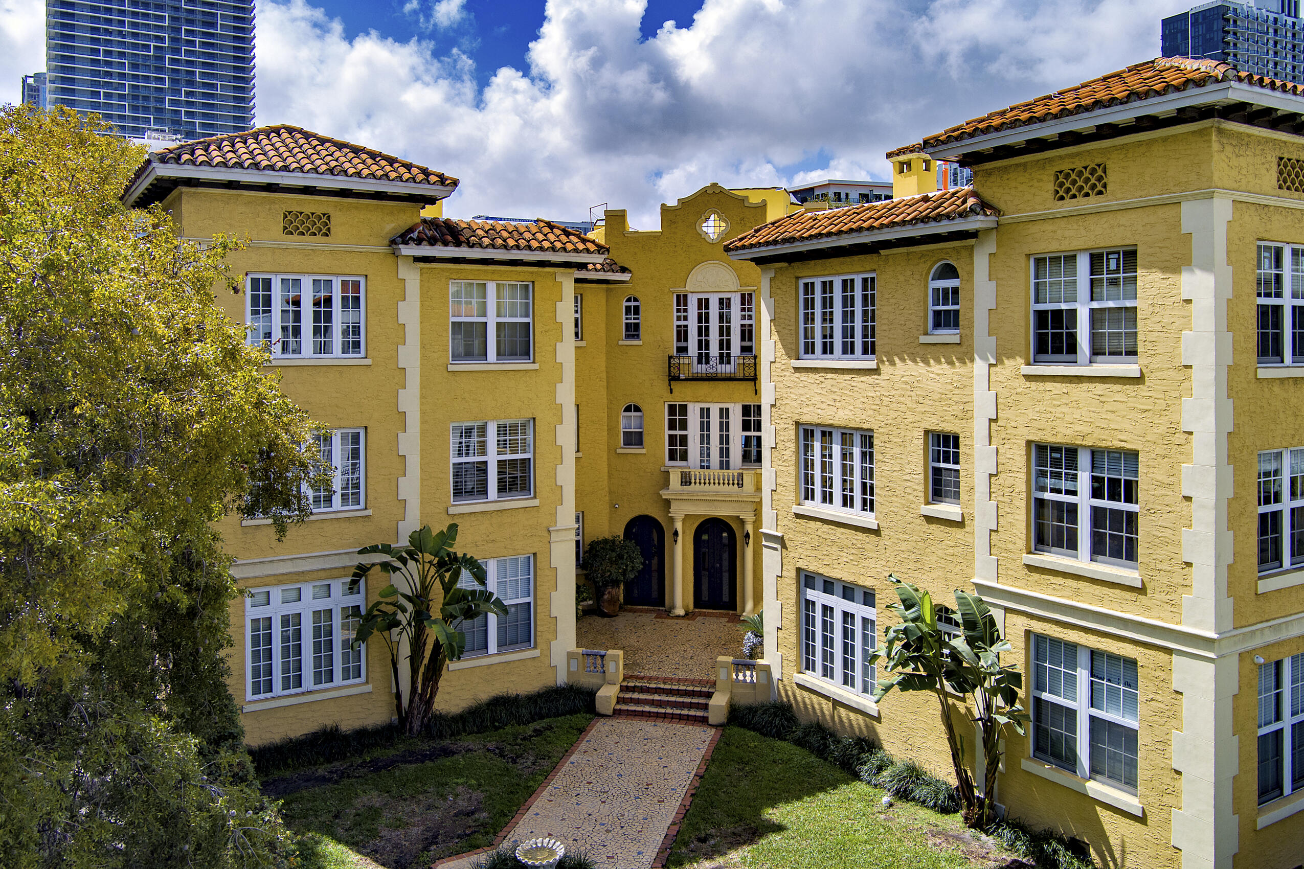 View details of listing 3224 Biscayne Boulevard A3, Miami, FL 33137 Miami with MLS# 