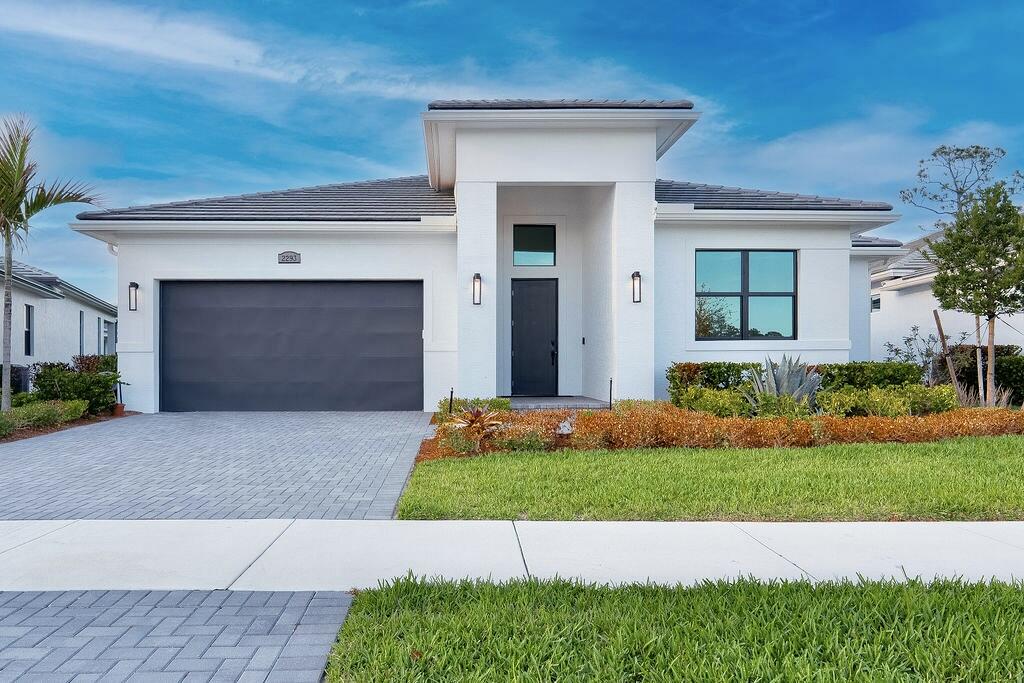View details of listing 2293 SE Canopy Cove Lane, Port St. Lucie, FL 34984 Port St. Lucie with MLS# 