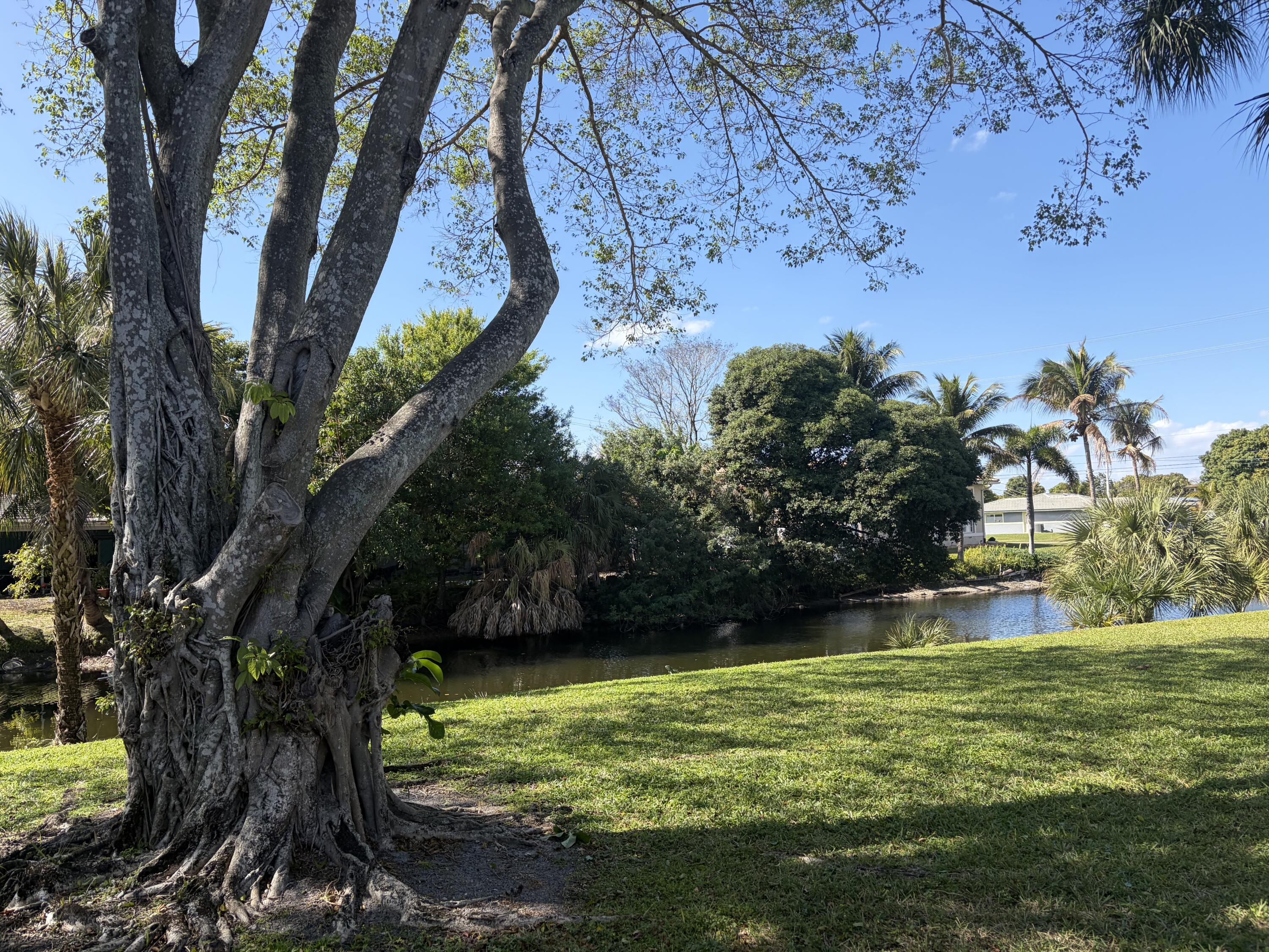 Listing  2051 NW 46th Avenue F202, Lauderhill, FL 33313, Lauderhill, FL 33313