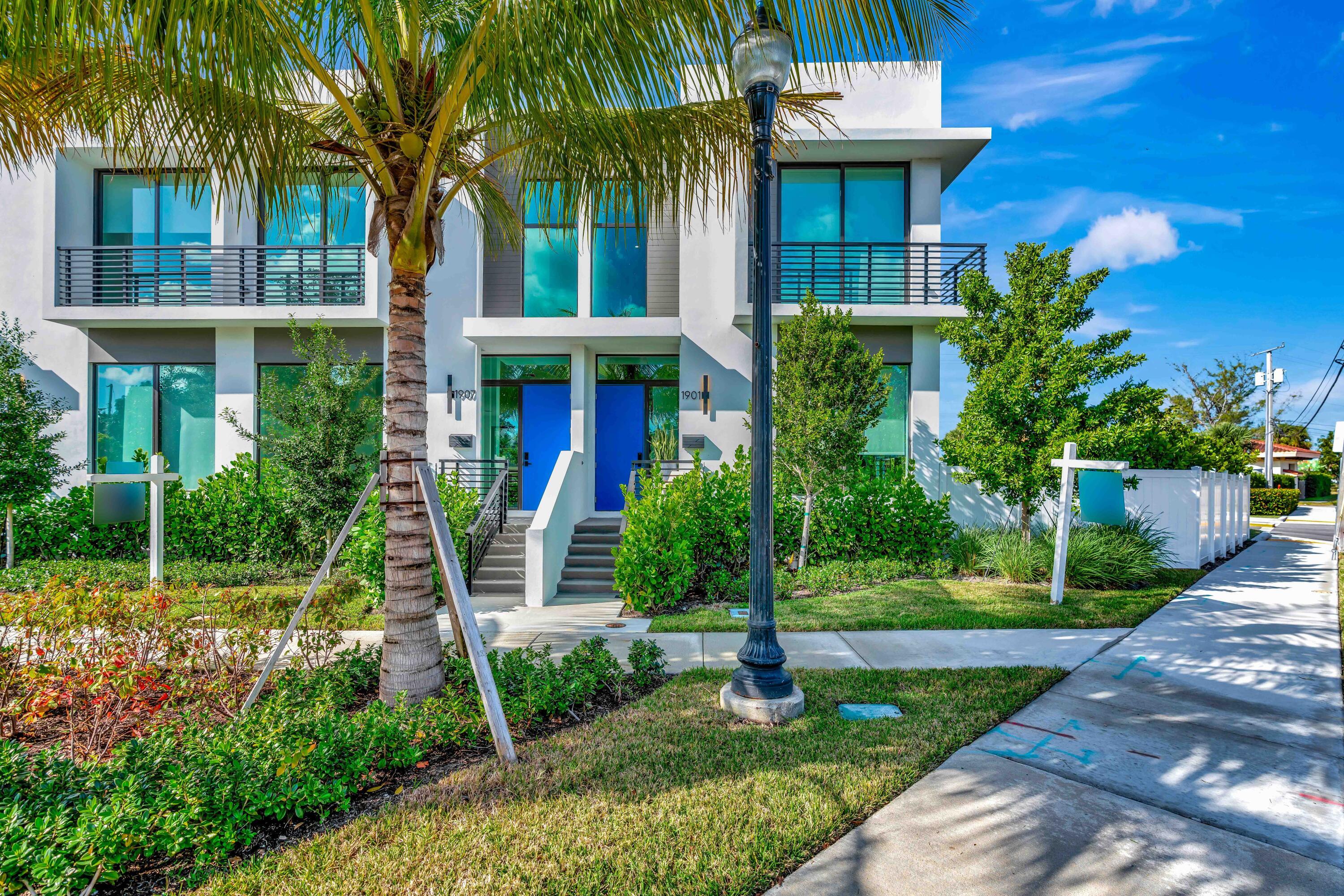 Listing  1901 Dock Street, West Palm Beach, FL 33401, West Palm Beach, FL 33401