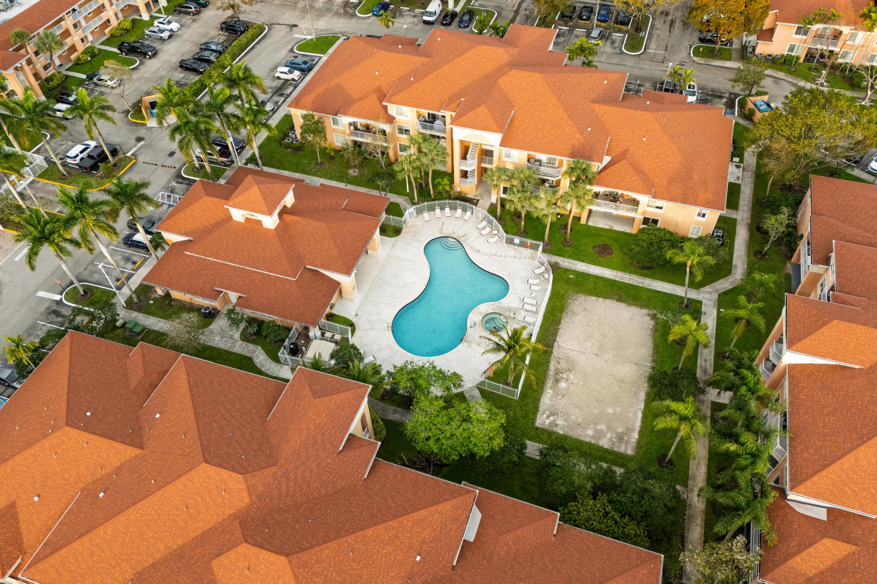 View details of listing 6960 SW 39th E205, Davie, FL 33314 Davie with MLS# 