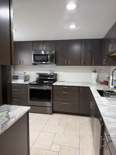 View details of listing 99 Capri C 99, Delray Beach, FL 33484 Delray Beach with MLS#