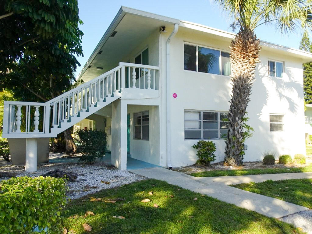 View details of listing 316 SE 1st Street 5c, Boynton Beach, FL 33435 Boynton Beach with MLS# 