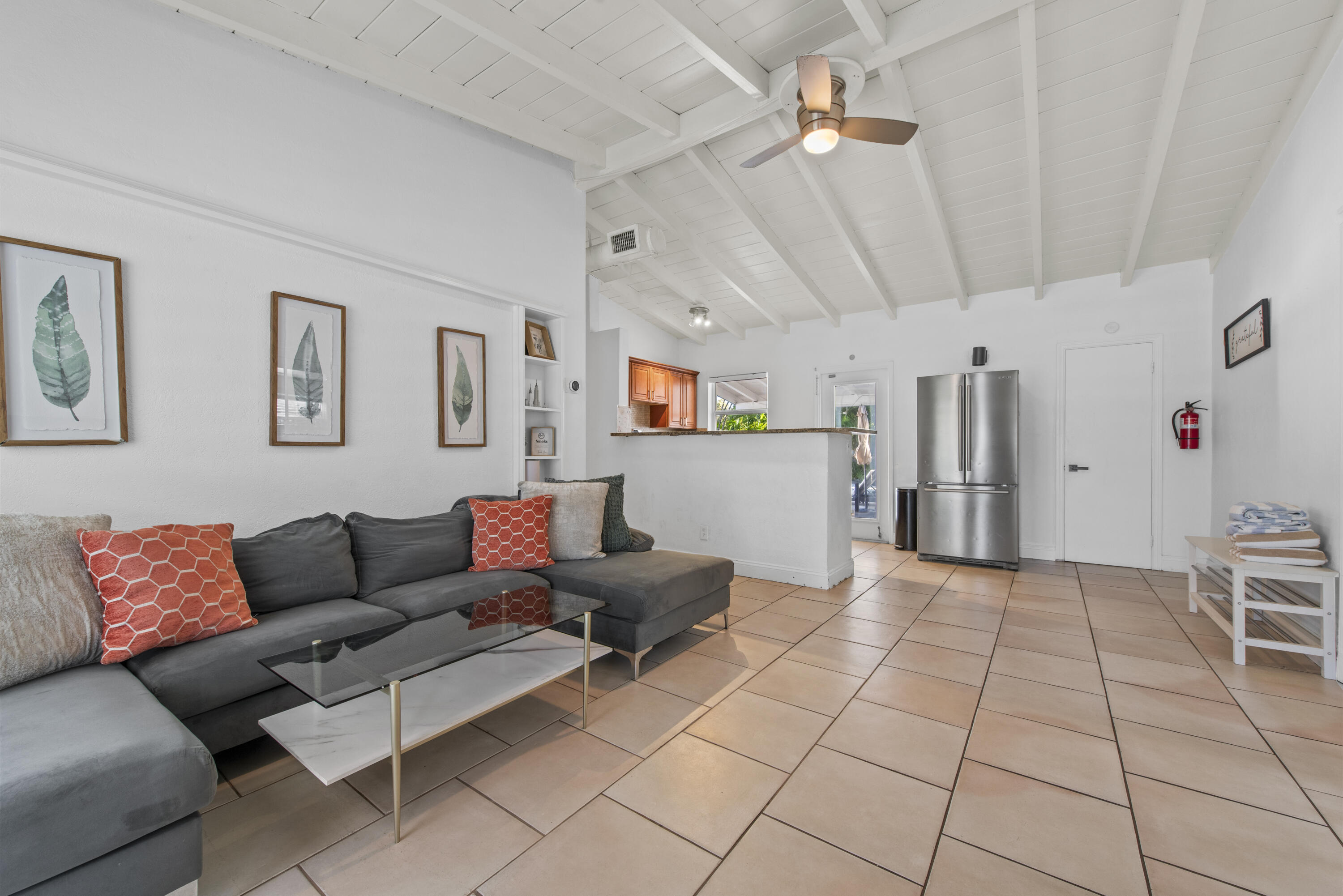 View details of listing 408 NW 29th Street, Wilton Manors, FL 33311 Wilton Manors with MLS# 