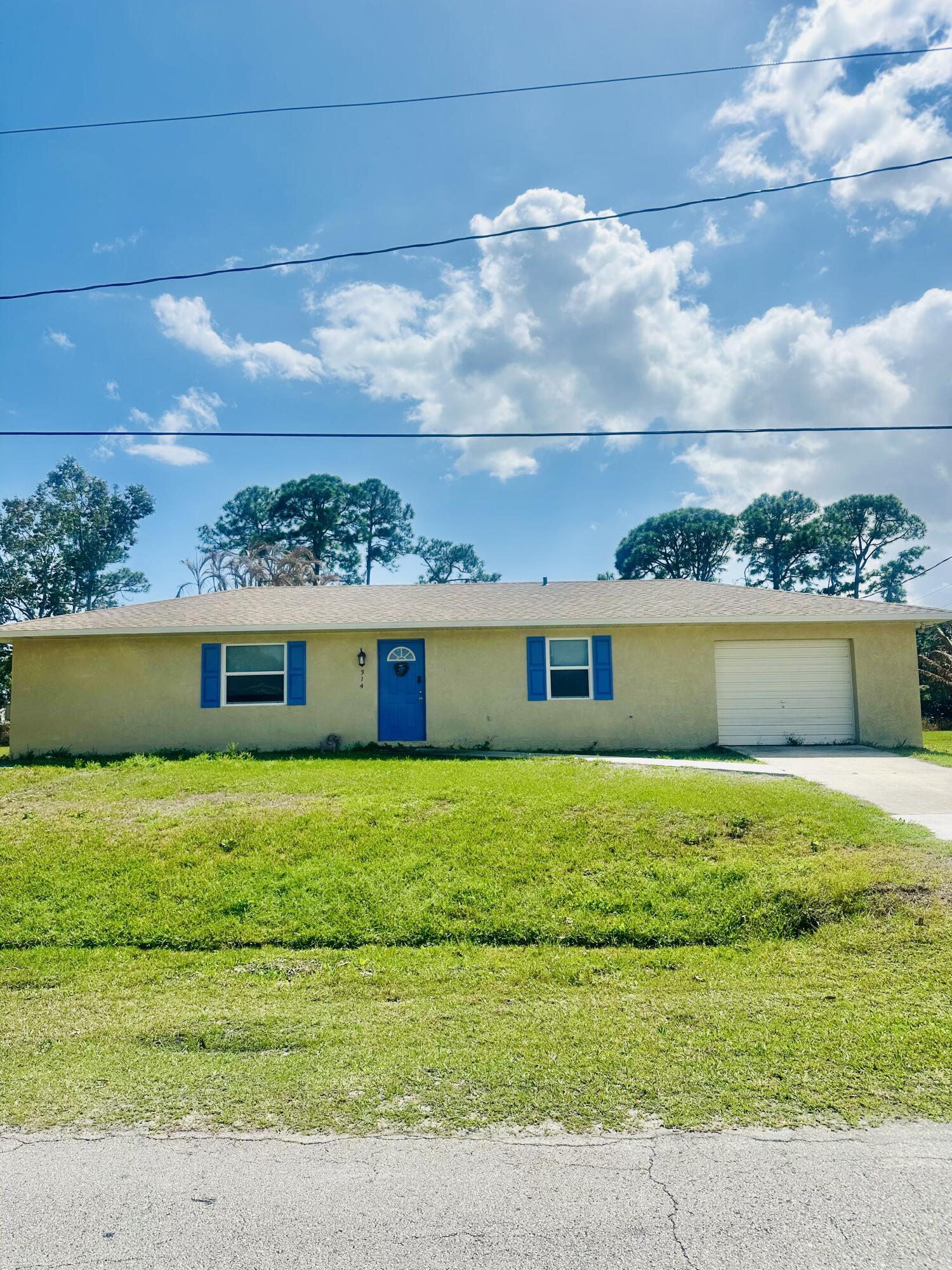 View details of listing 314 SE Evergreen Terrace, Port St. Lucie, FL 34983 Port St. Lucie with MLS# 