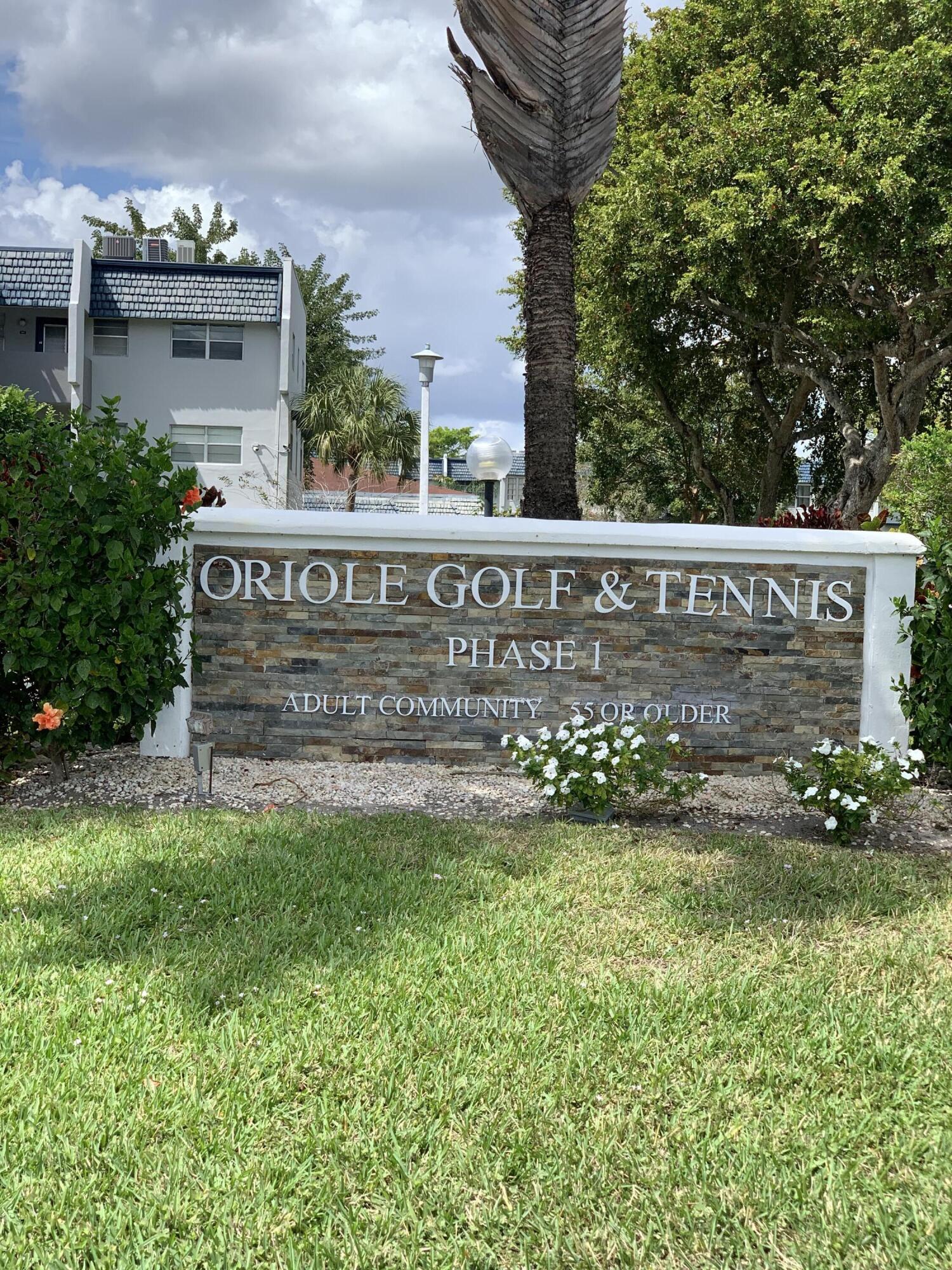 View details of listing 7887 Golf Cir Drive 212, Margate, FL 33063 Margate with MLS# 