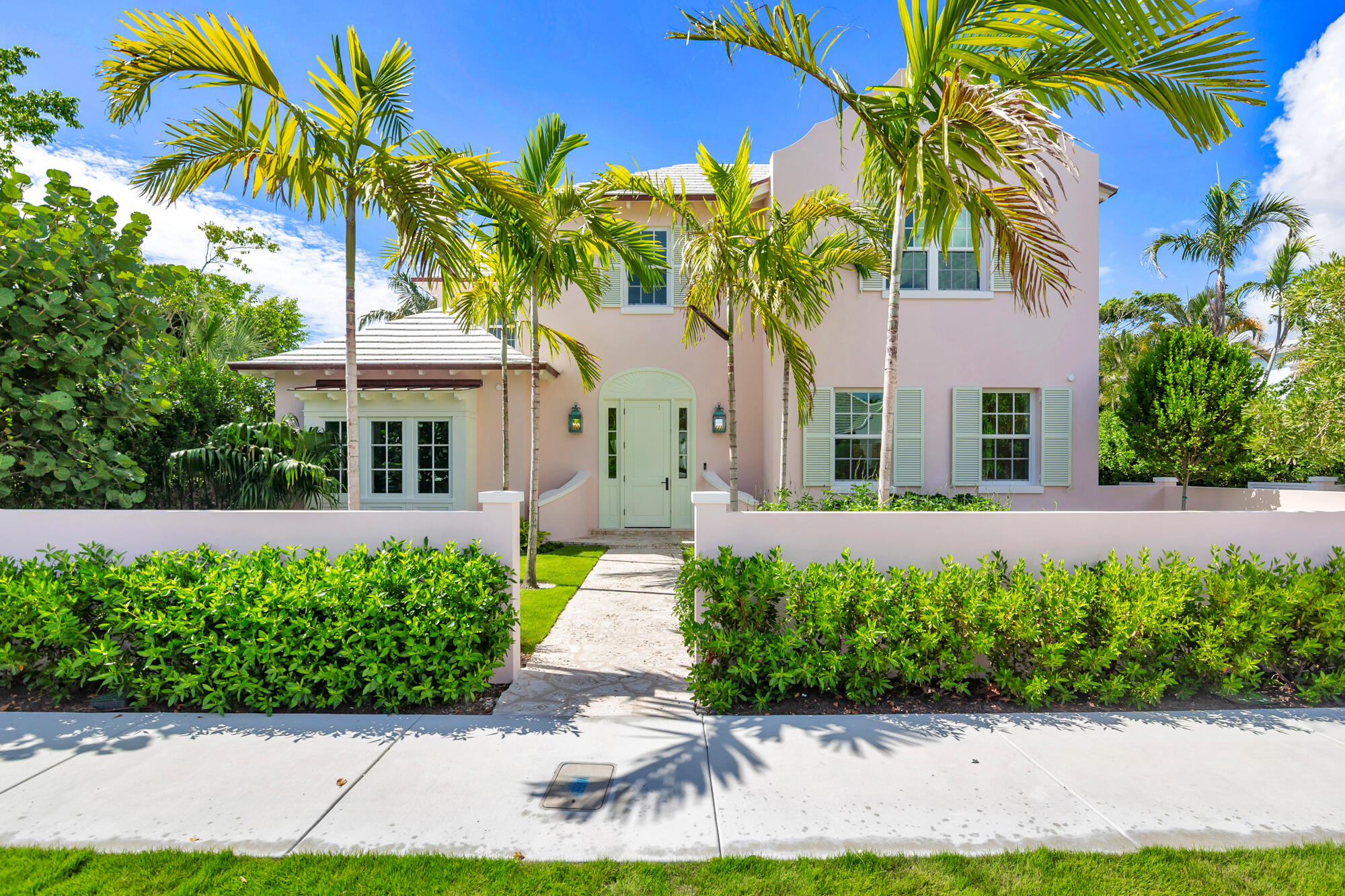 View details of listing 234 Summa Street, West Palm Beach, FL 33405 West Palm Beach with MLS# 