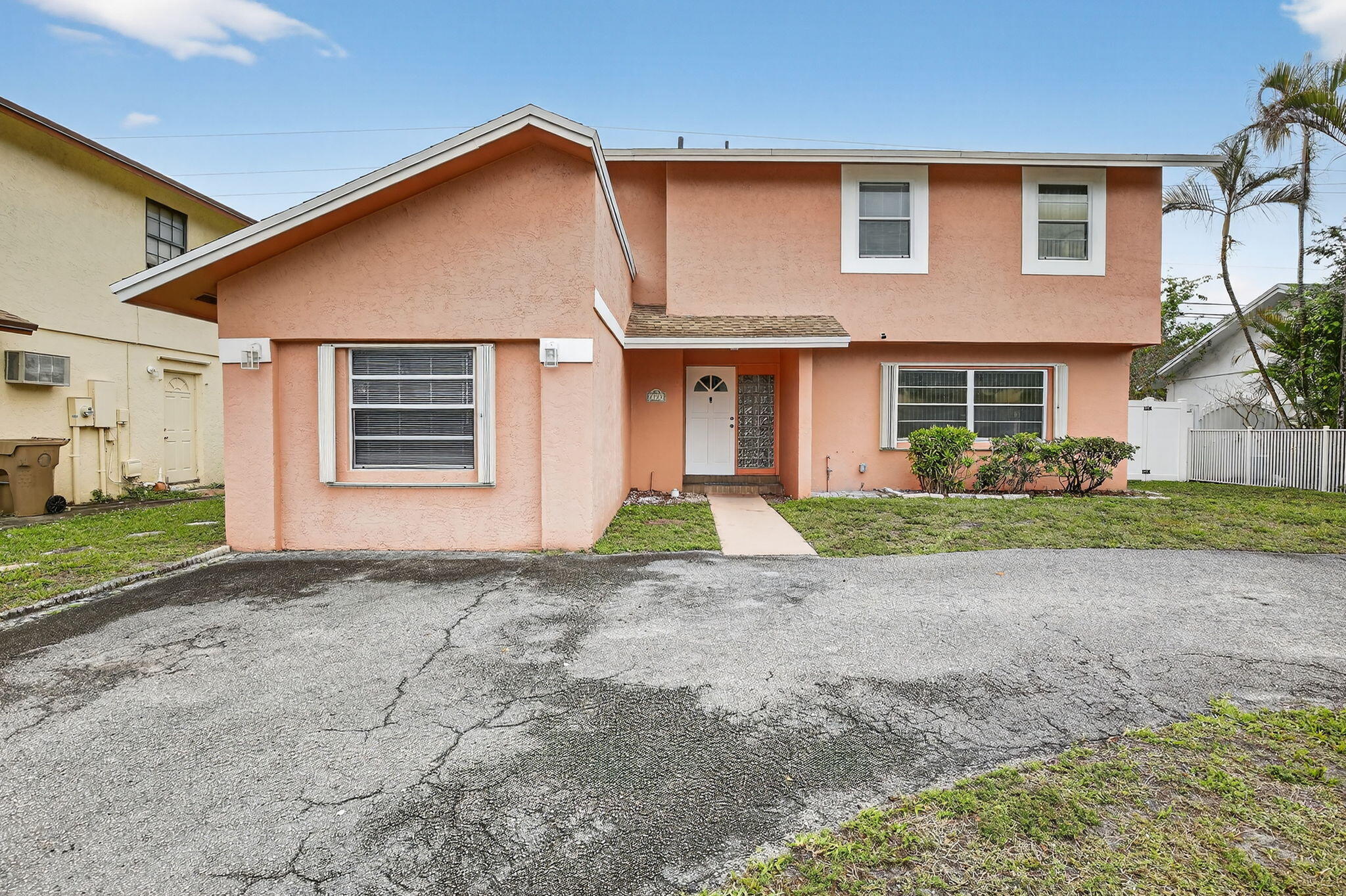 View details of listing 7721 NW 42nd Court, Hollywood, FL 33024 Hollywood with MLS# 