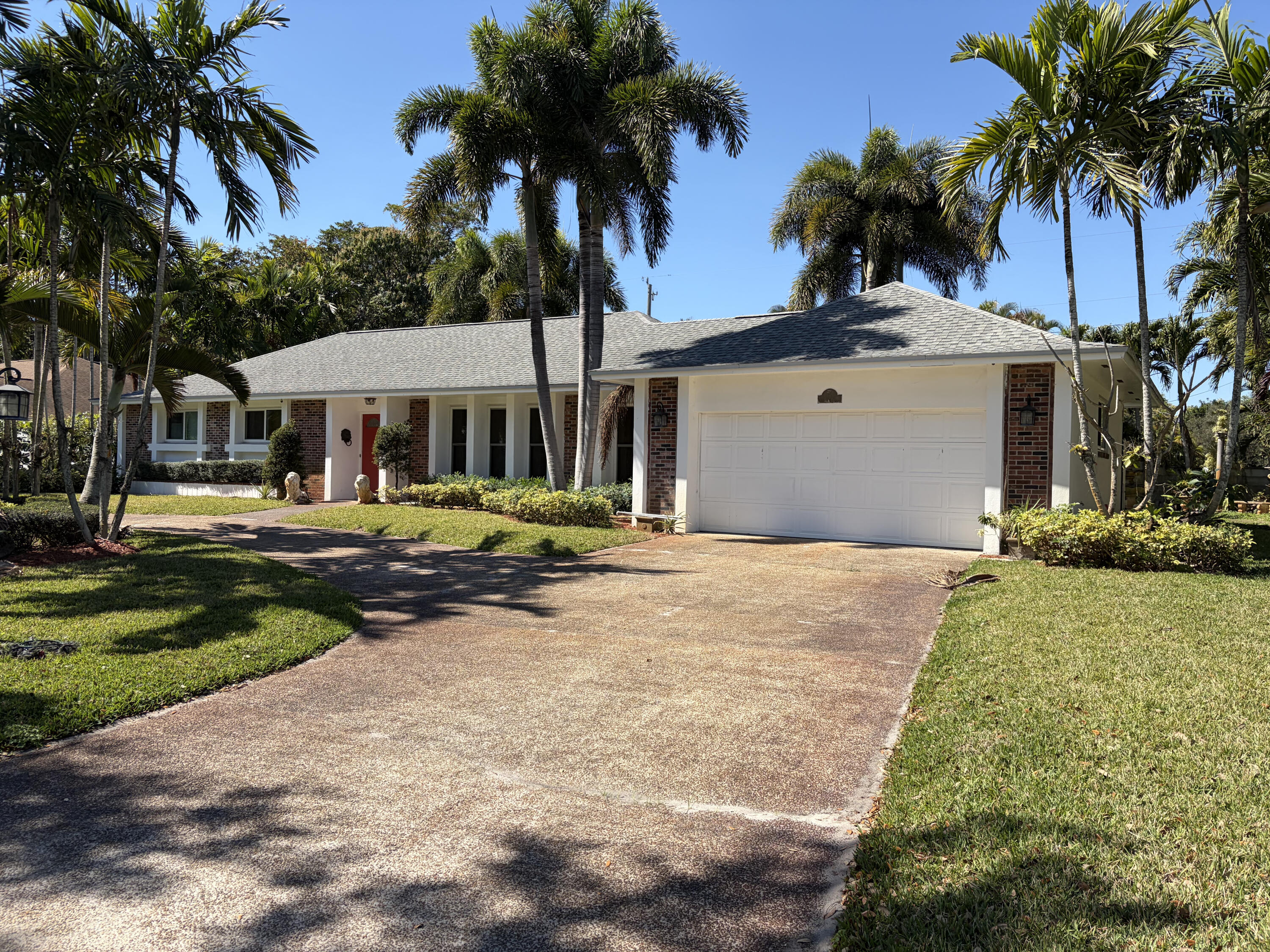 View details of listing 8 Bell Lane, Palm Springs, FL 33406 Palm Springs with MLS# 