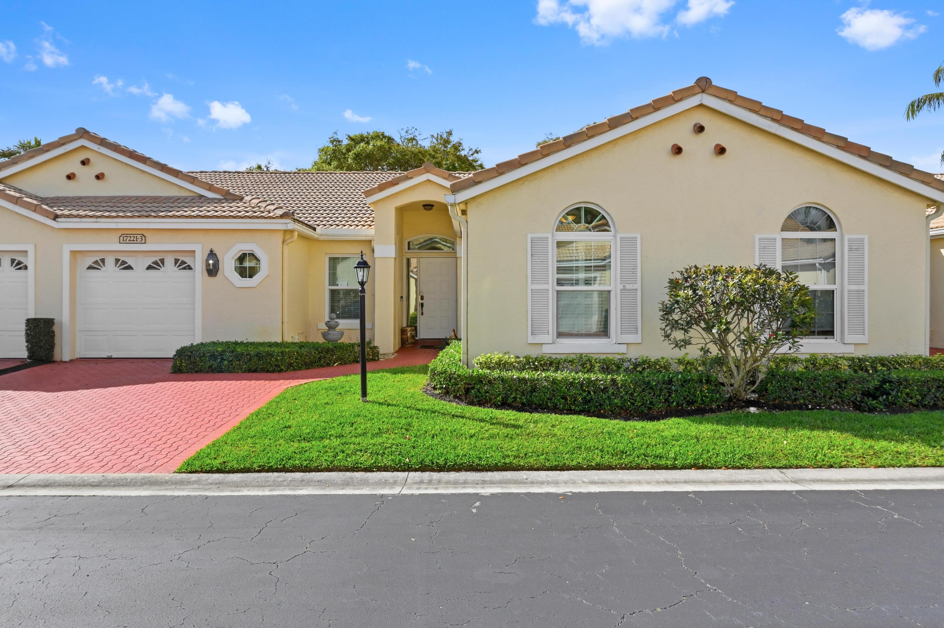 View details of listing 17221 Boca Club Boulevard 3, Boca Raton, FL 33487 Boca Raton with MLS# 