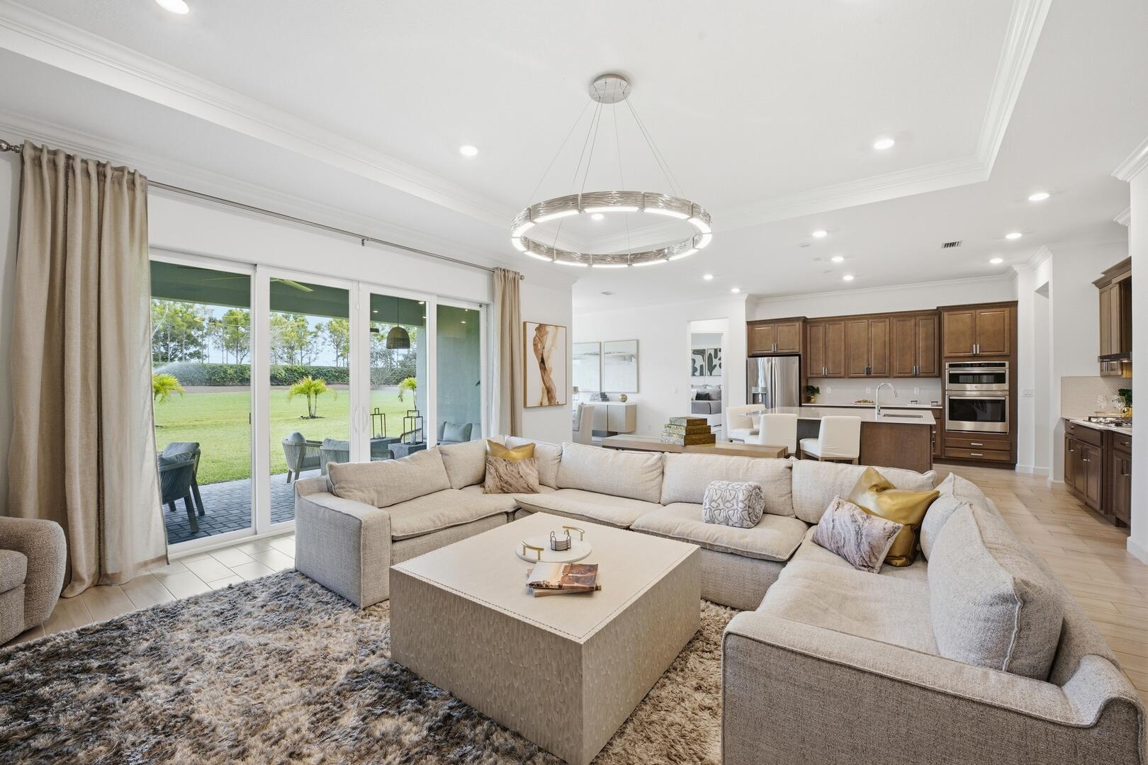 View details of listing 732 Hookline Circle, Loxahatchee, FL 33470 Loxahatchee with MLS# 