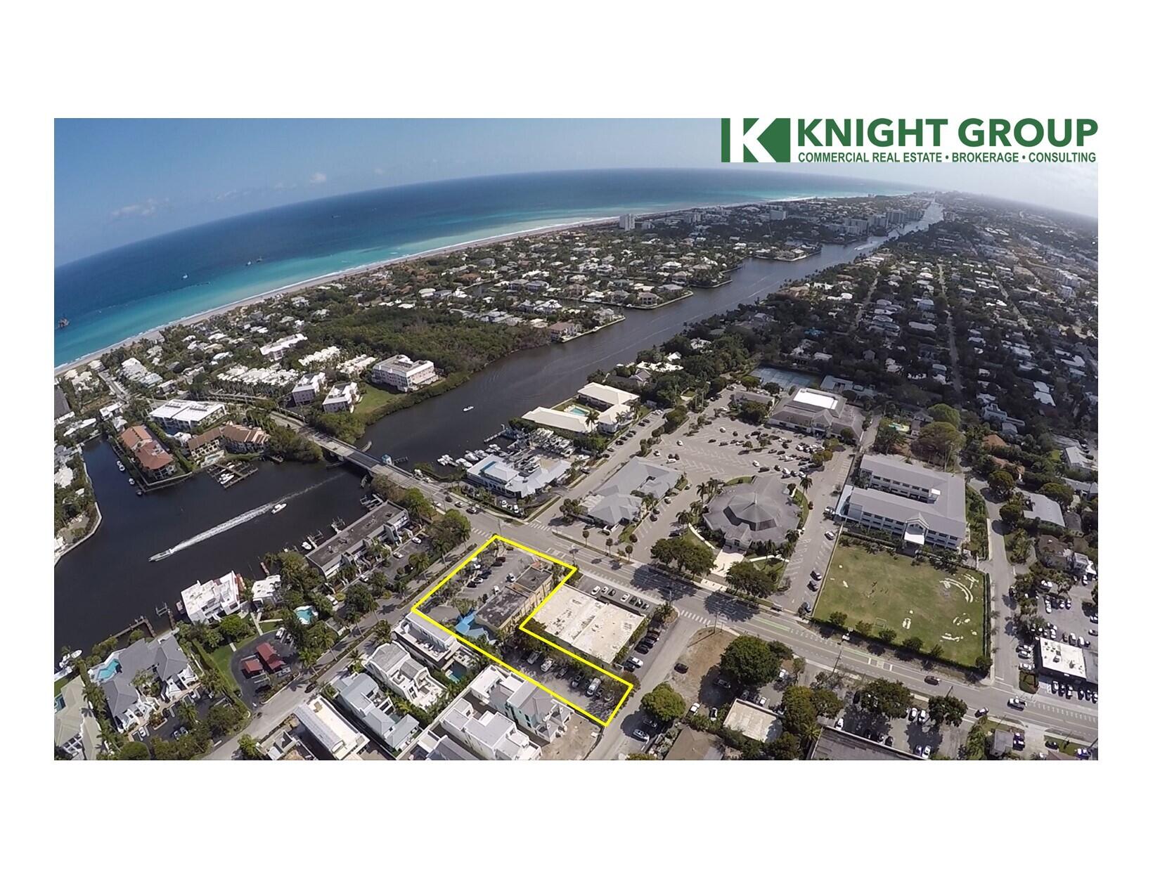 View details of listing 800 Palm Trail, Delray Beach, FL 33483 Delray Beach with MLS#