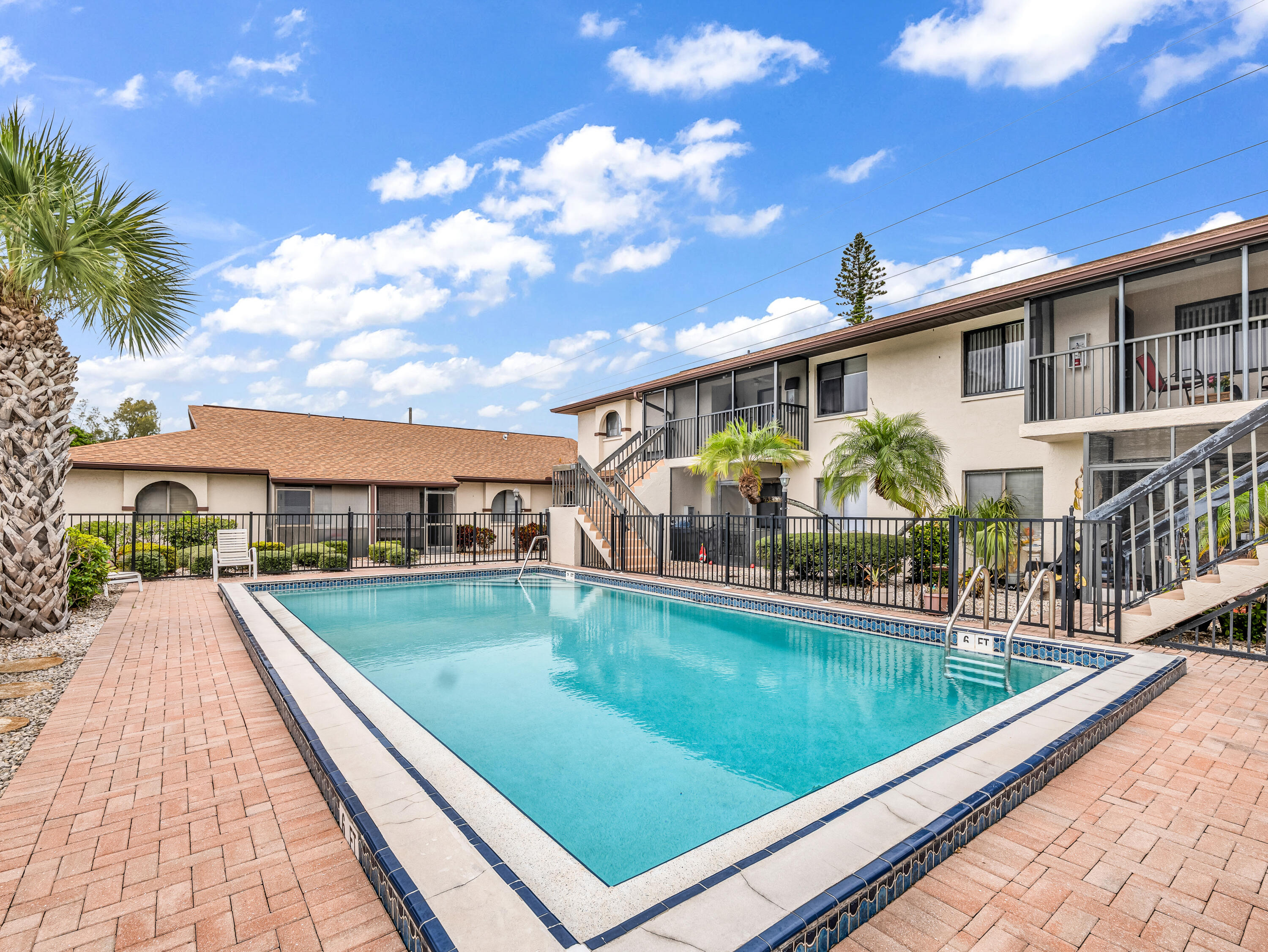 View details of listing 151 Cape Coral Parkway W 106, Cape Coral, FL 33914 Cape Coral with MLS#