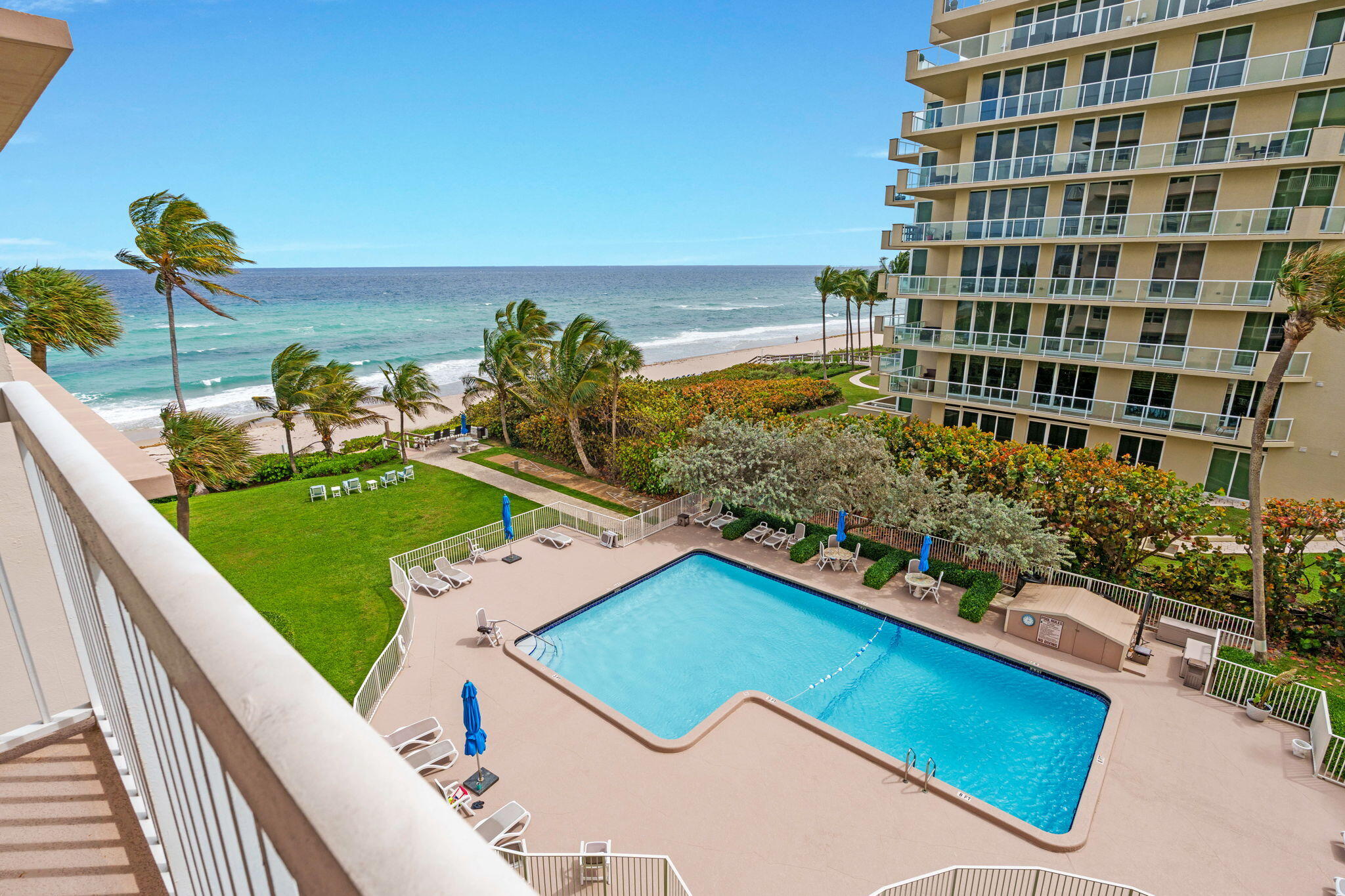 View details of listing 1069 Hillsboro Mile 503, Hillsboro Beach, FL 33062 Hillsboro Beach with MLS#