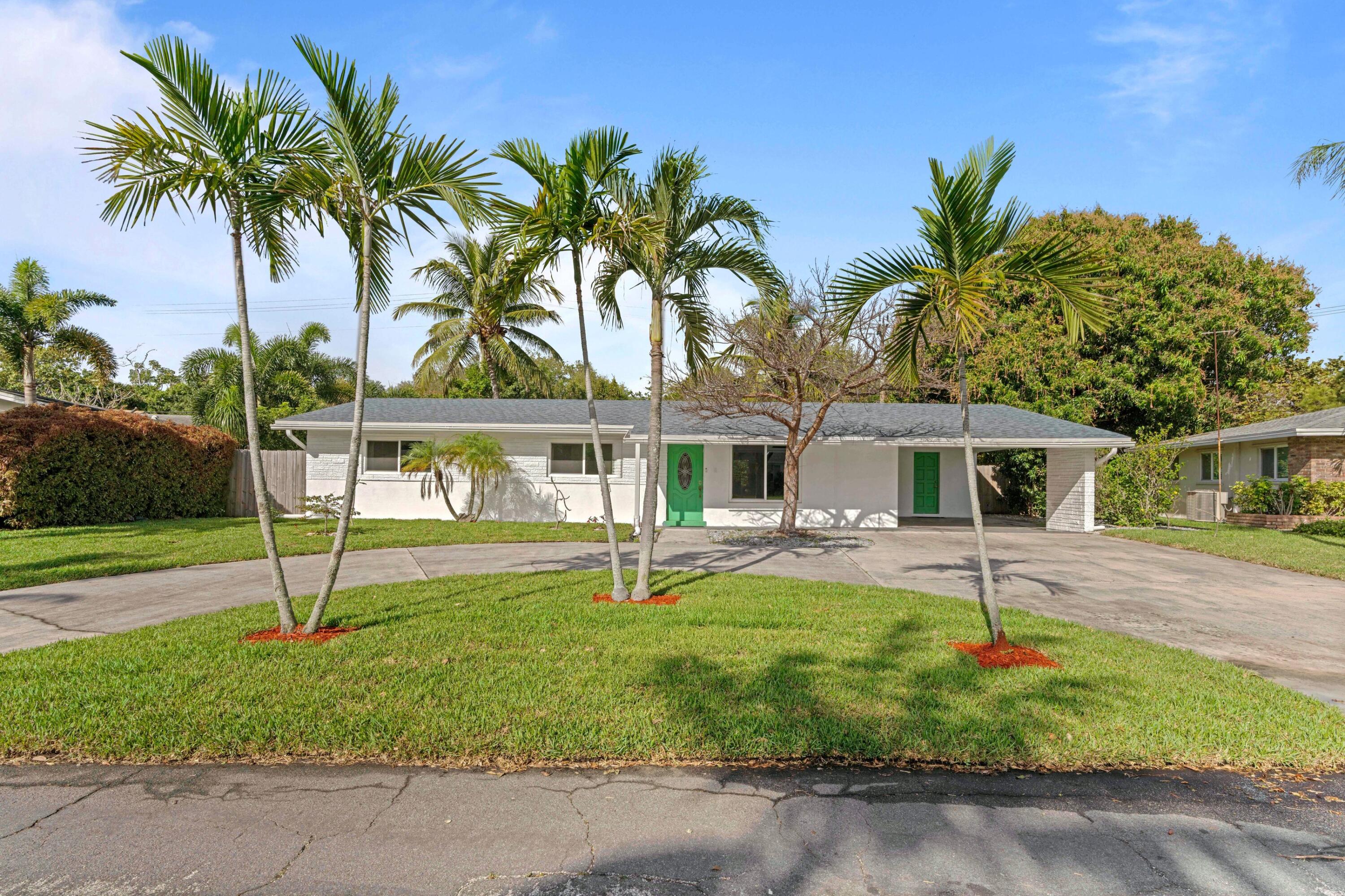 View details of listing 2861 SW 9th Street, Boynton Beach, FL 33435 Boynton Beach with MLS#