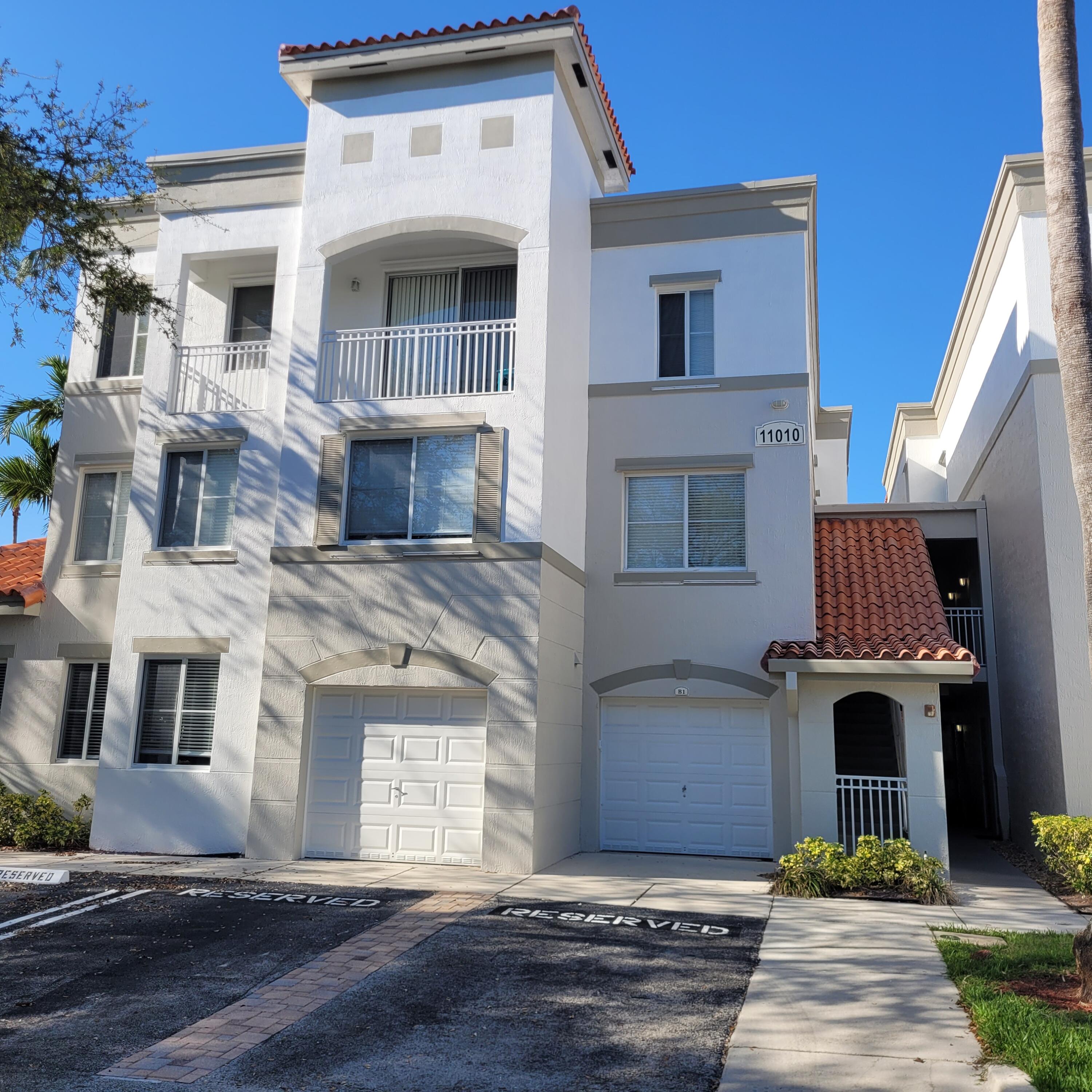View details of listing 11010 Legacy Drive 301, Palm Beach Gardens, FL 33410 Palm Beach Gardens with MLS#