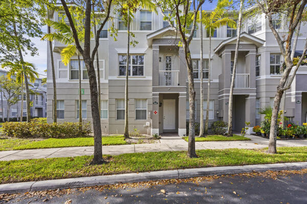 View details of listing 2511 Shoma Drive, Royal Palm Beach, FL 33414 Royal Palm Beach with MLS#