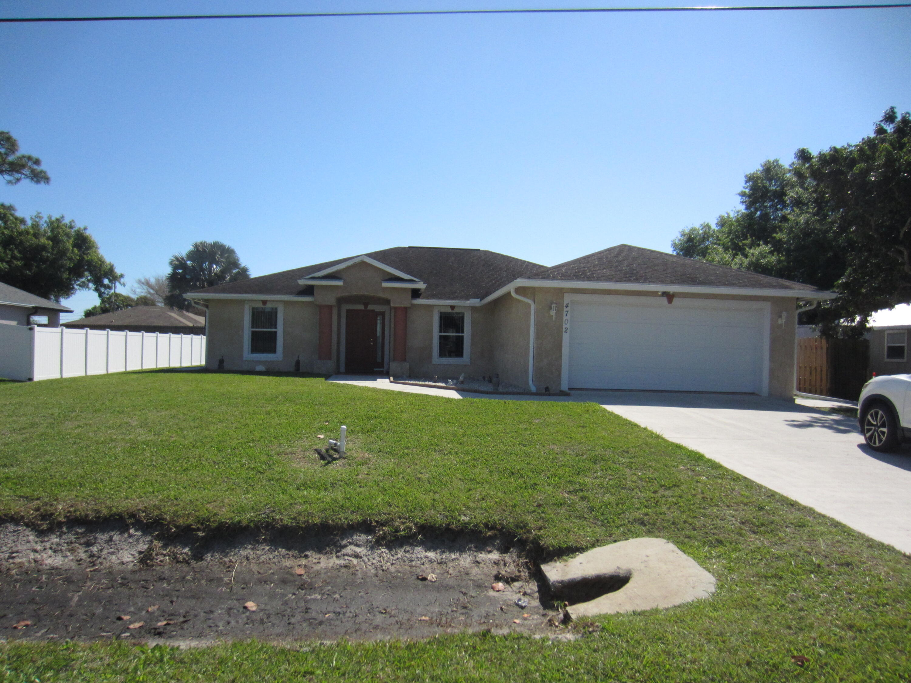 View details of listing 4702 Seagrape Drive, Fort Pierce, FL 34982 Fort Pierce with MLS#