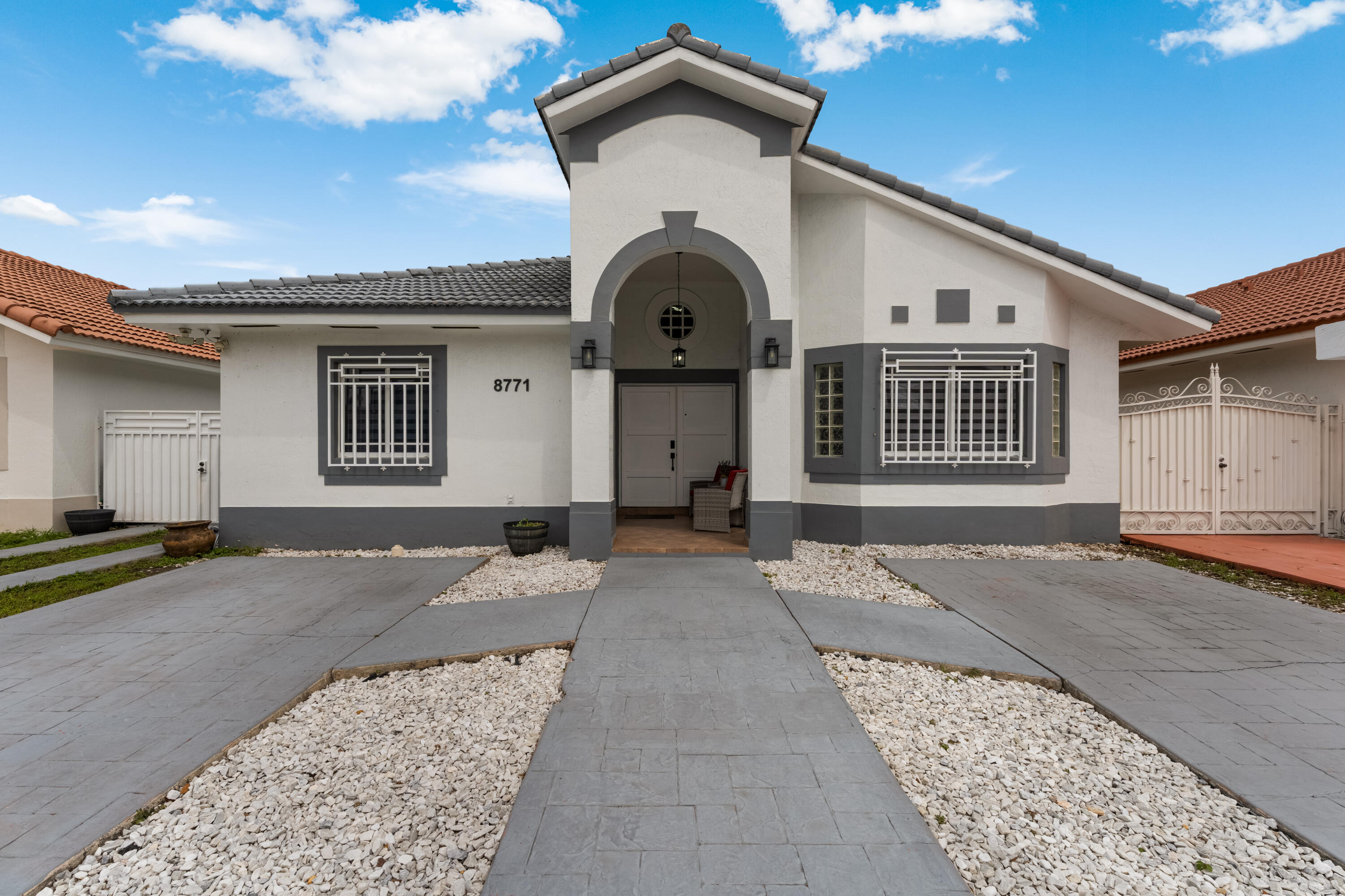 View details of listing 8771 NW 141st Terrace, Miami Lakes, FL 33018 Miami Lakes with MLS# 