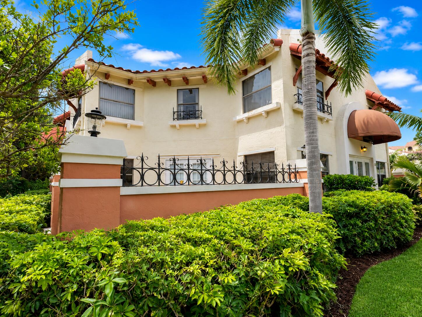 Listing  13 Uno Lago Drive, Juno Beach, FL 33408, Juno Beach, FL 33408